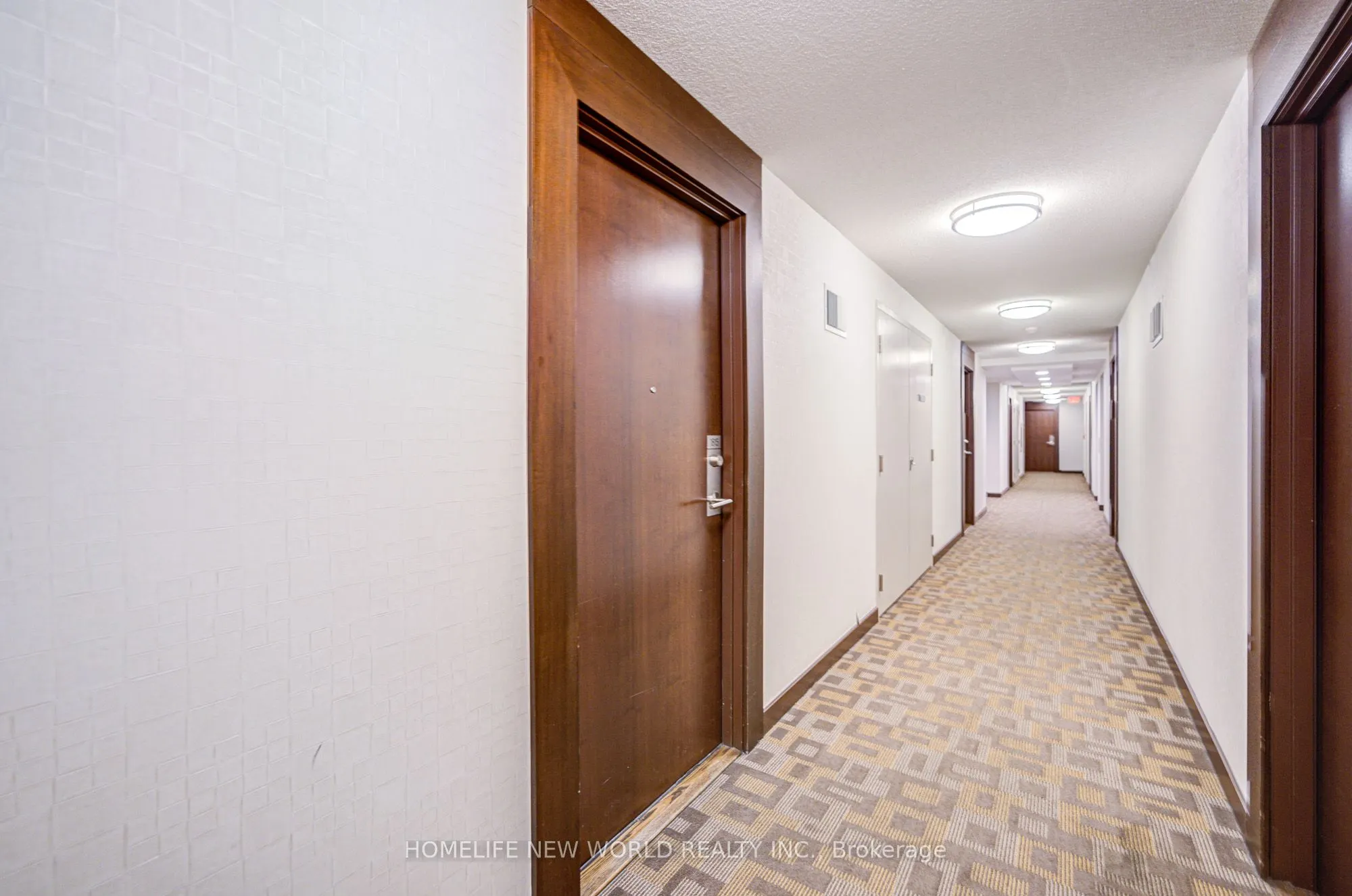 181 Village Green Square E, #1815