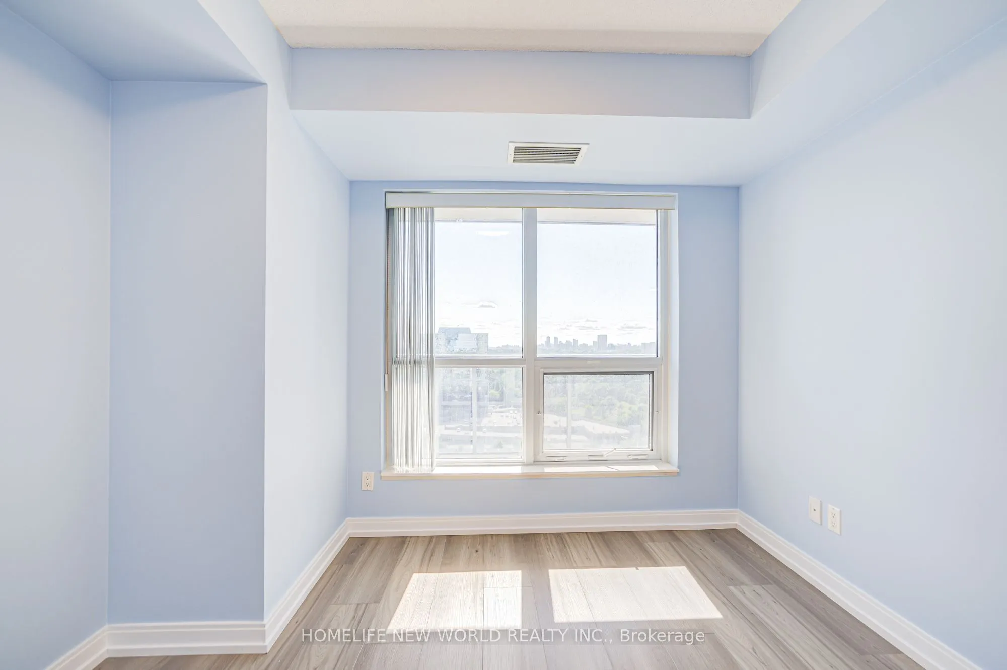 181 Village Green Square E, #1815