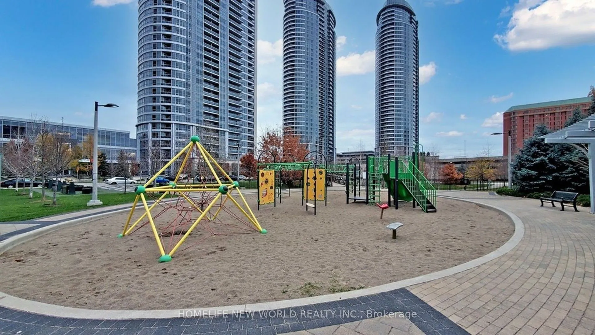 181 Village Green Square E, #1815