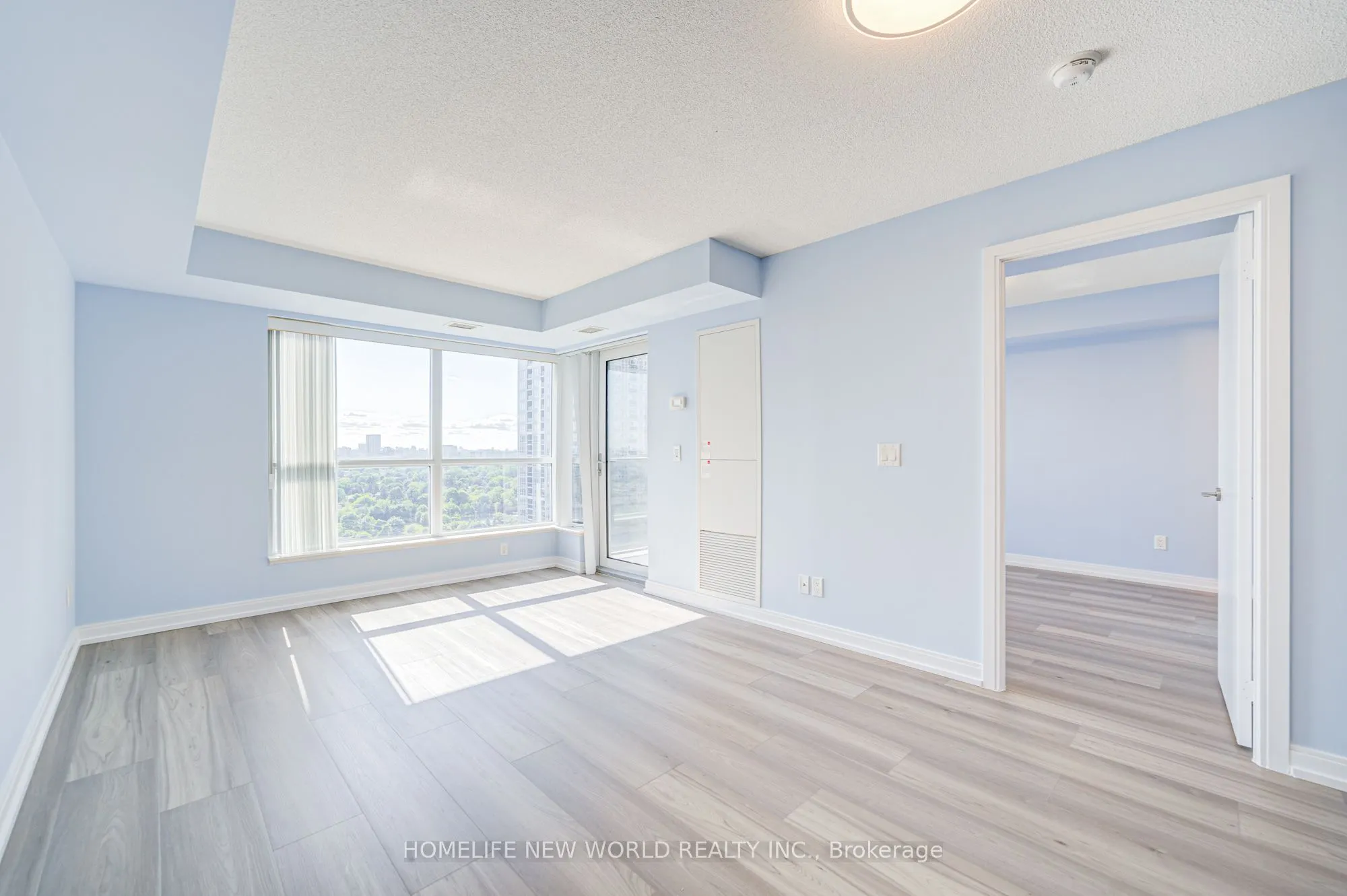 181 Village Green Square E, #1815