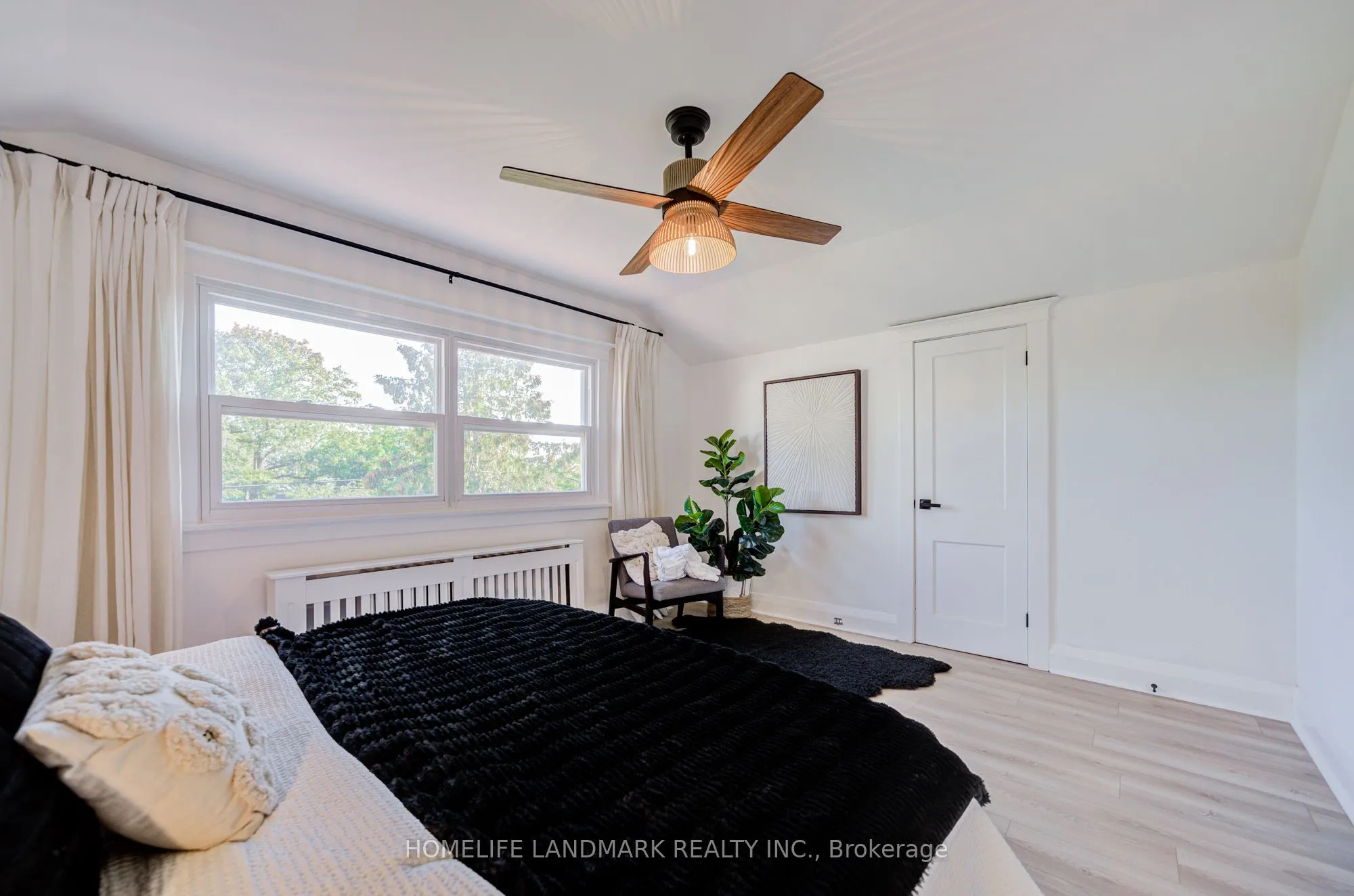 5 Beachview Crescent