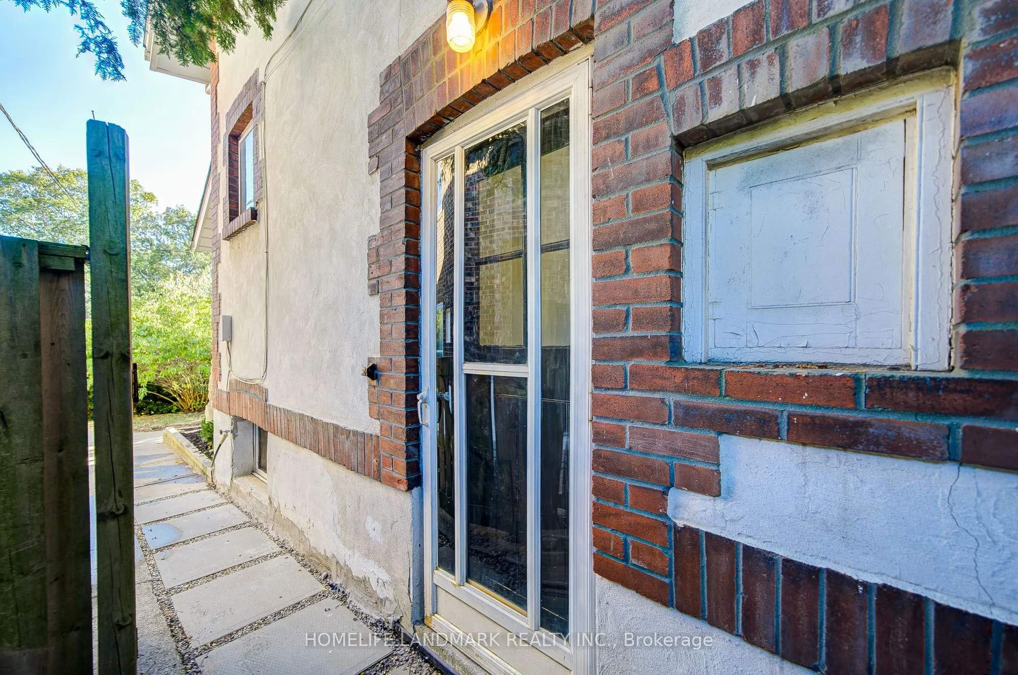 5 Beachview Crescent