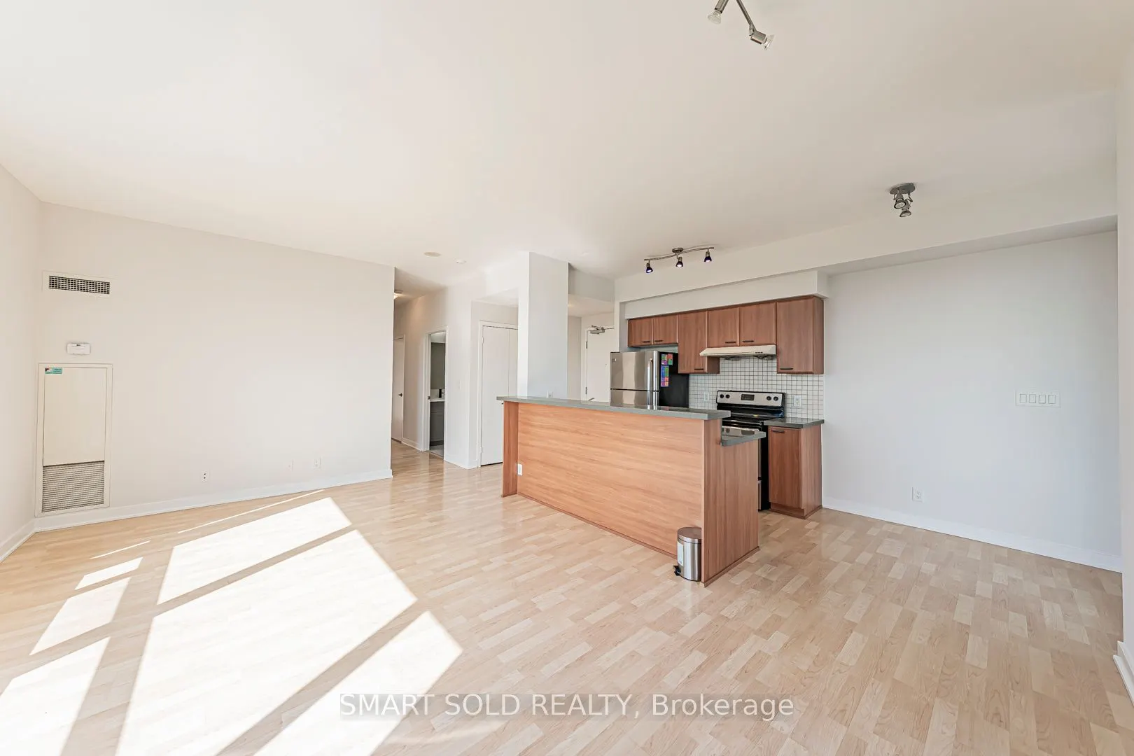 38 Lee Centre Drive, #Ph506