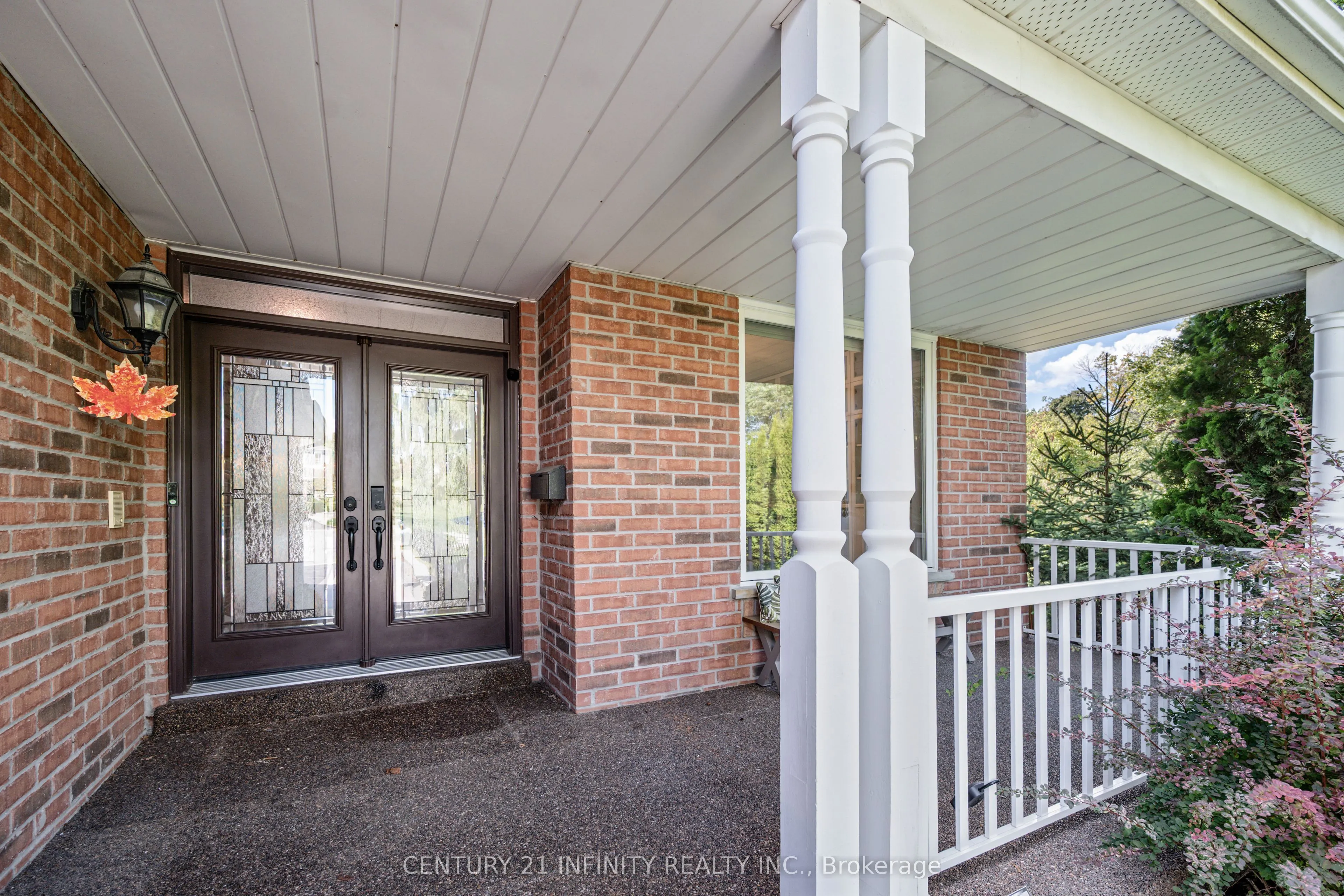 973 Mountview Court