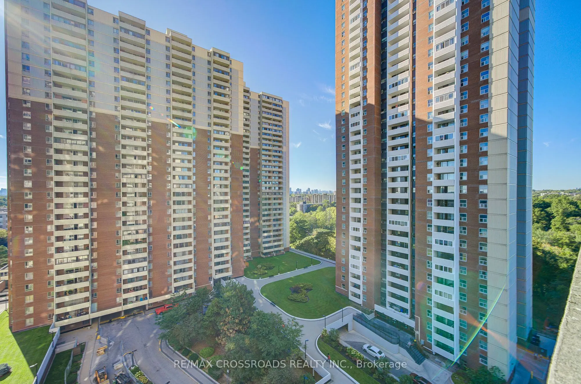 5 Massey Square, #1202