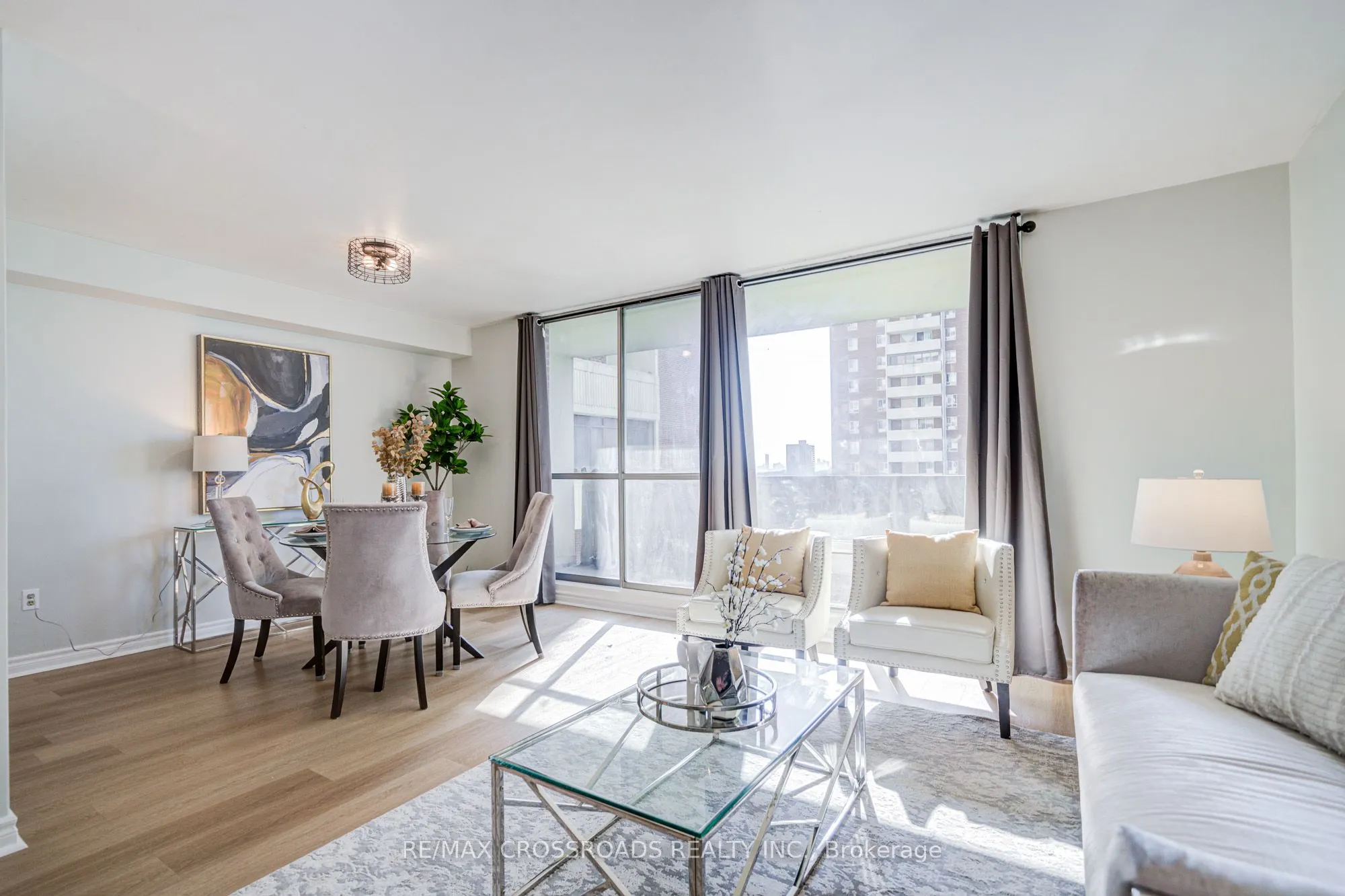 5 Massey Square, #1202