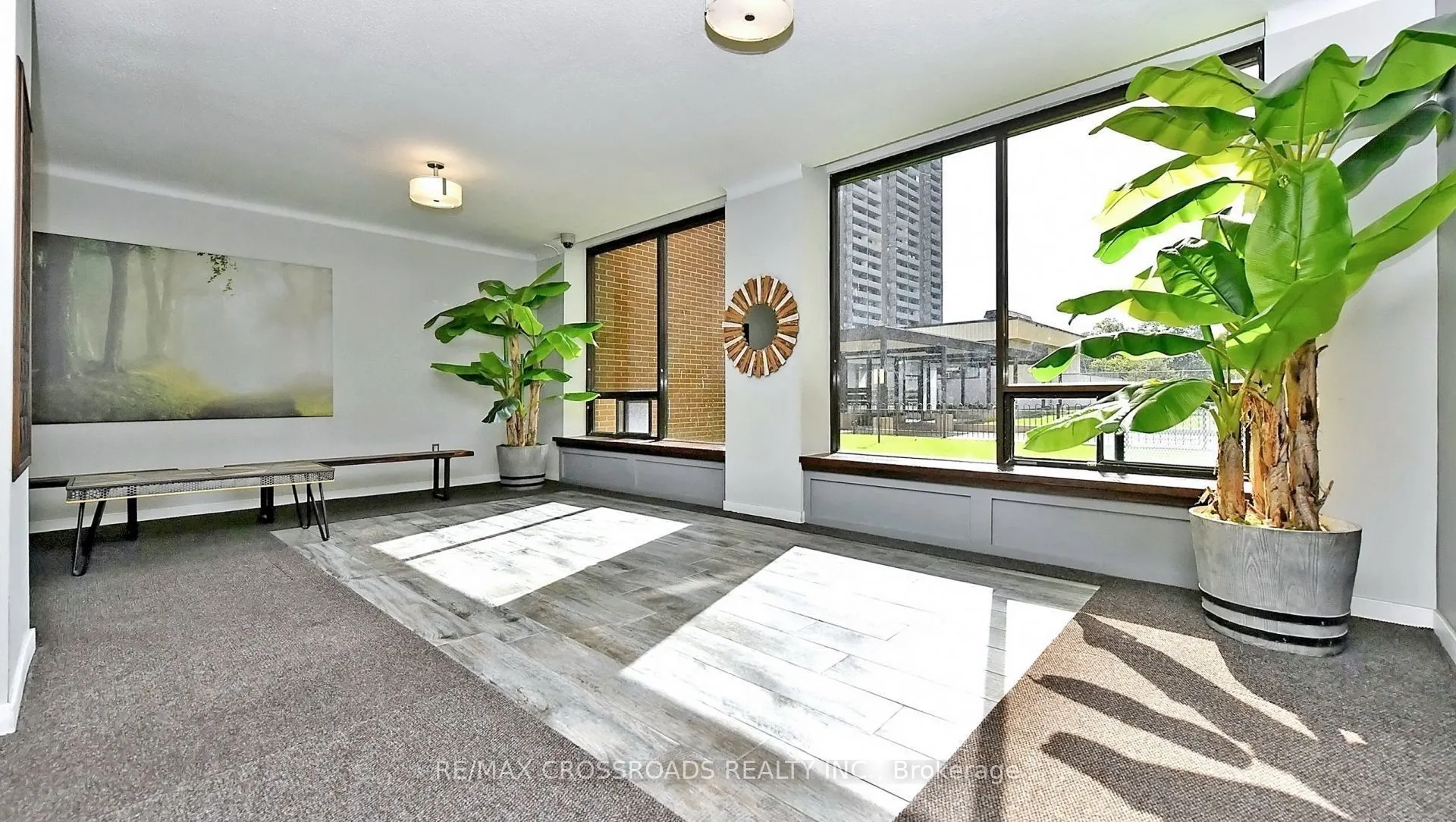 5 Massey Square, #1202