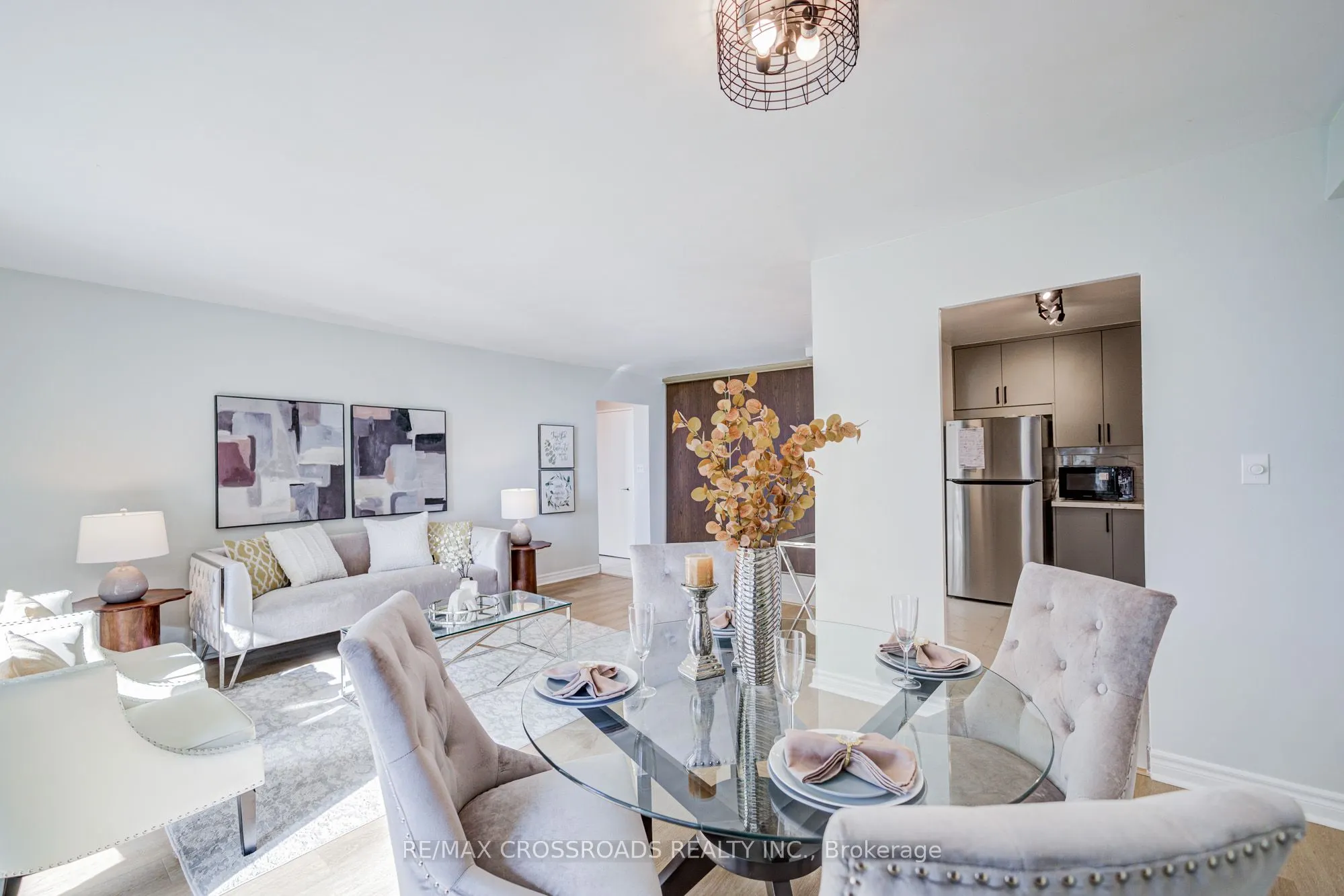 5 Massey Square, #1202