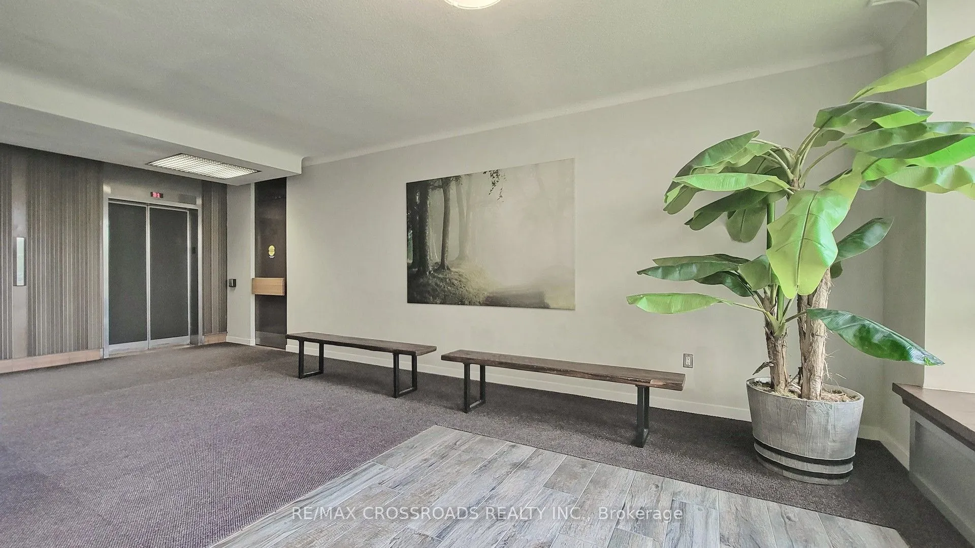 5 Massey Square, #1202