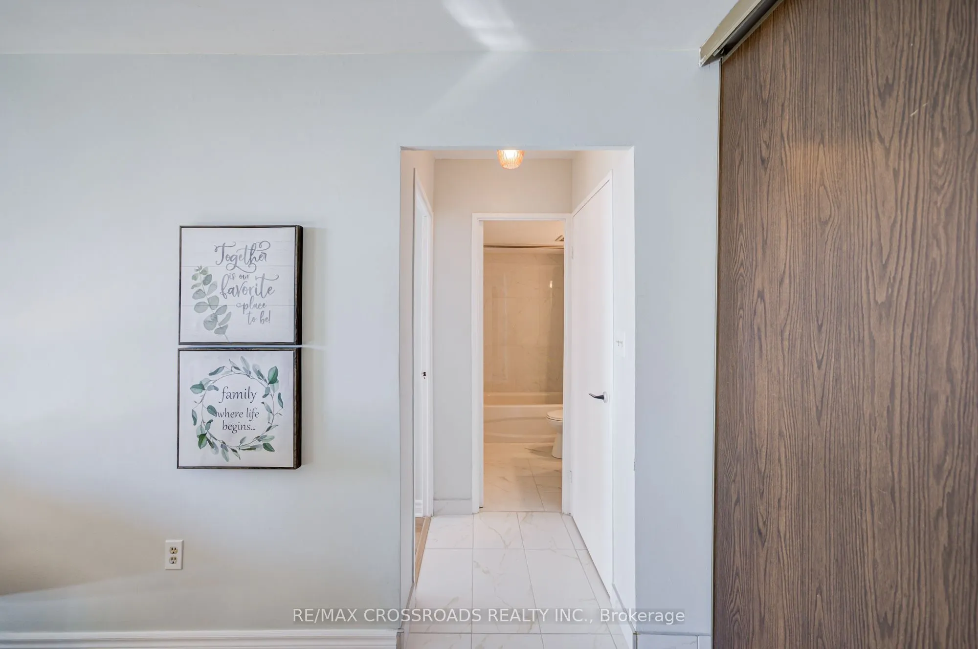 5 Massey Square, #1202