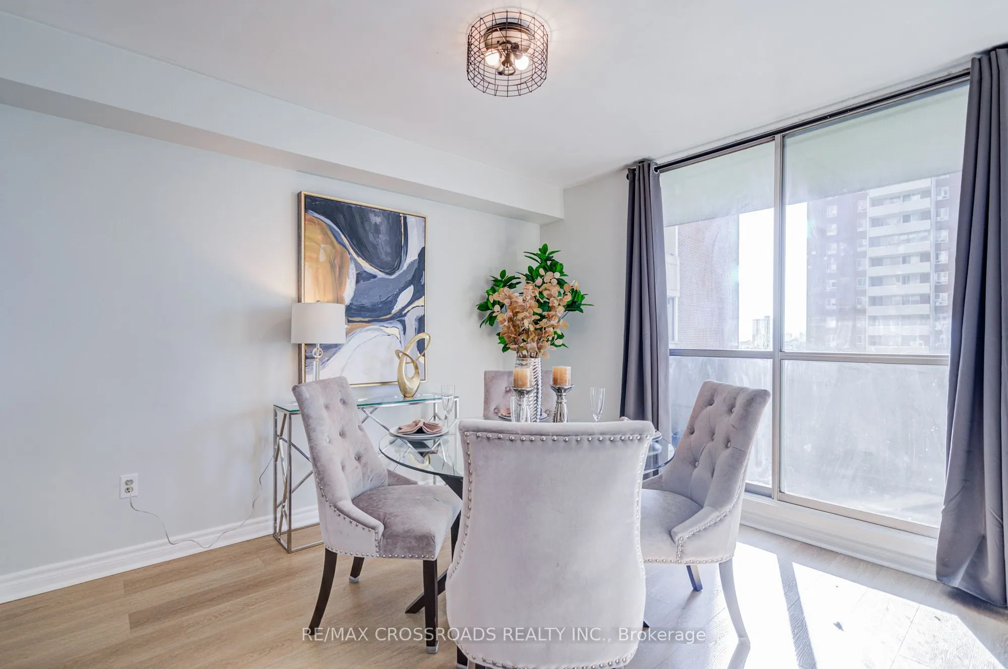 5 Massey Square, #1202