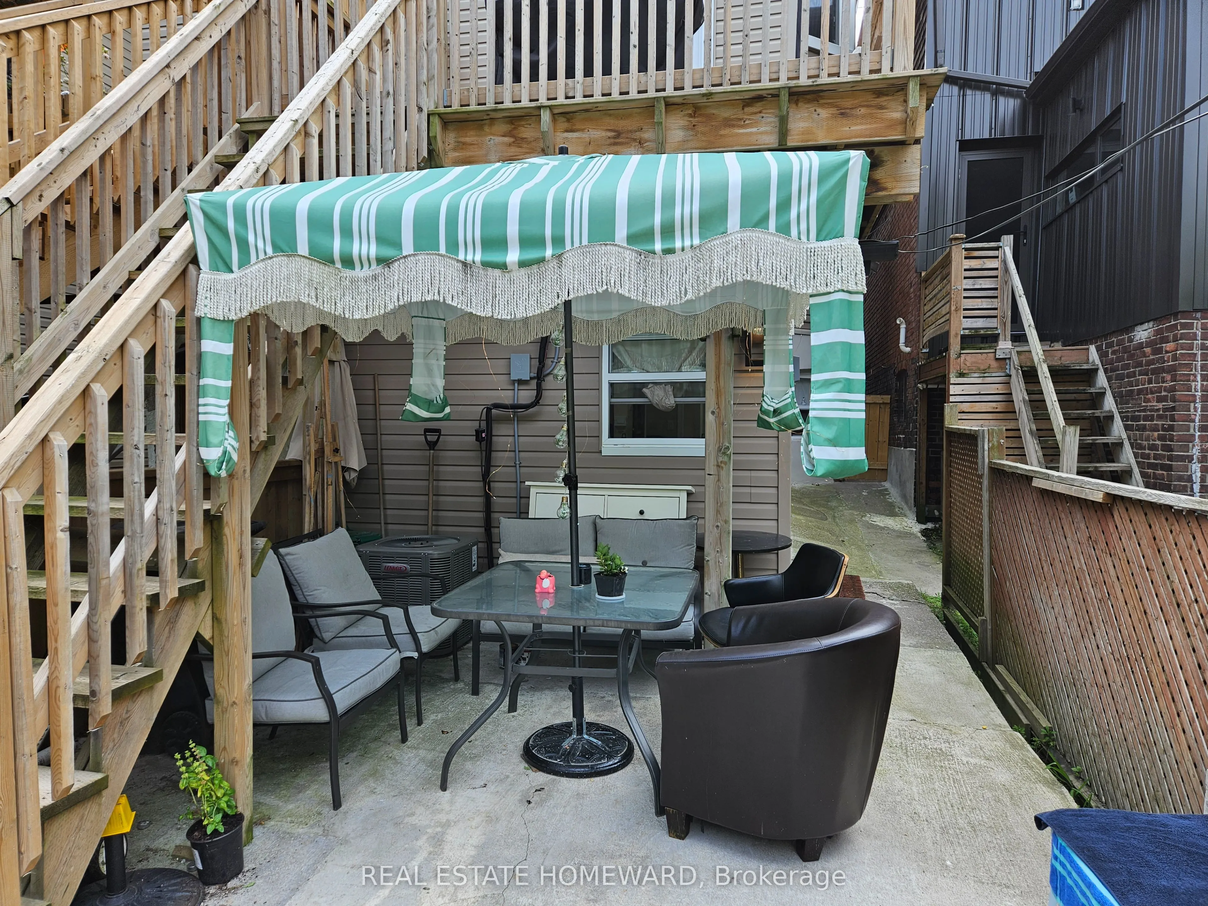 141 Coxwell Avenue, #Lower