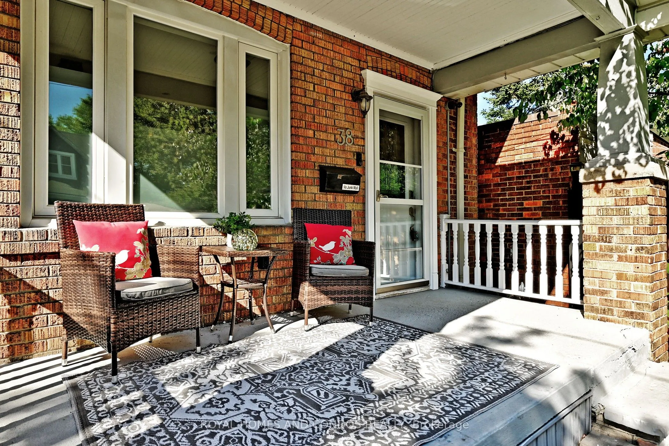 38 Gates Avenue