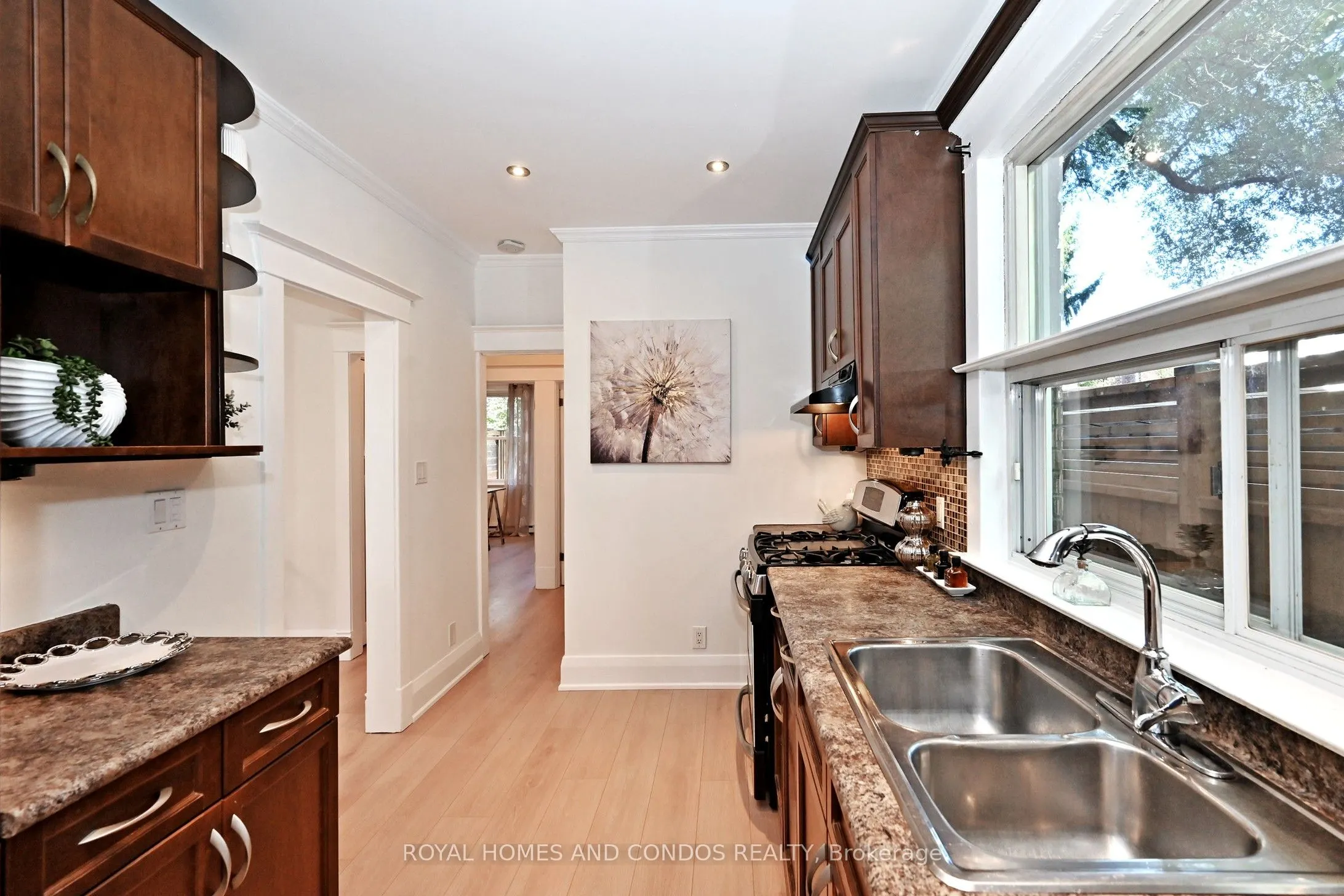 38 Gates Avenue