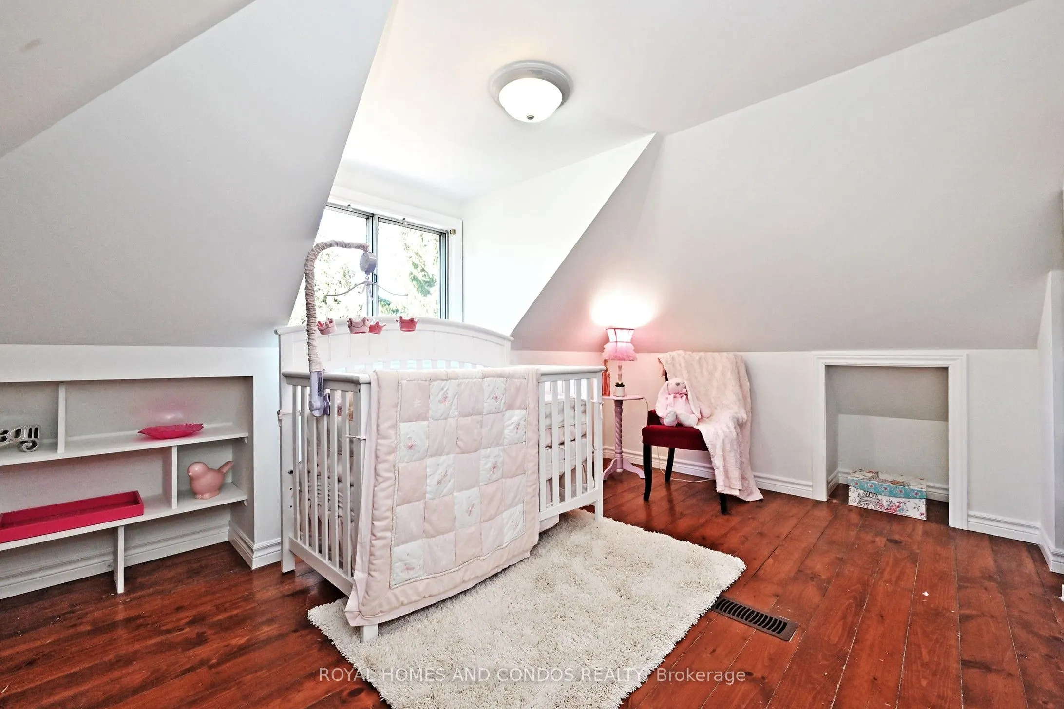 38 Gates Avenue