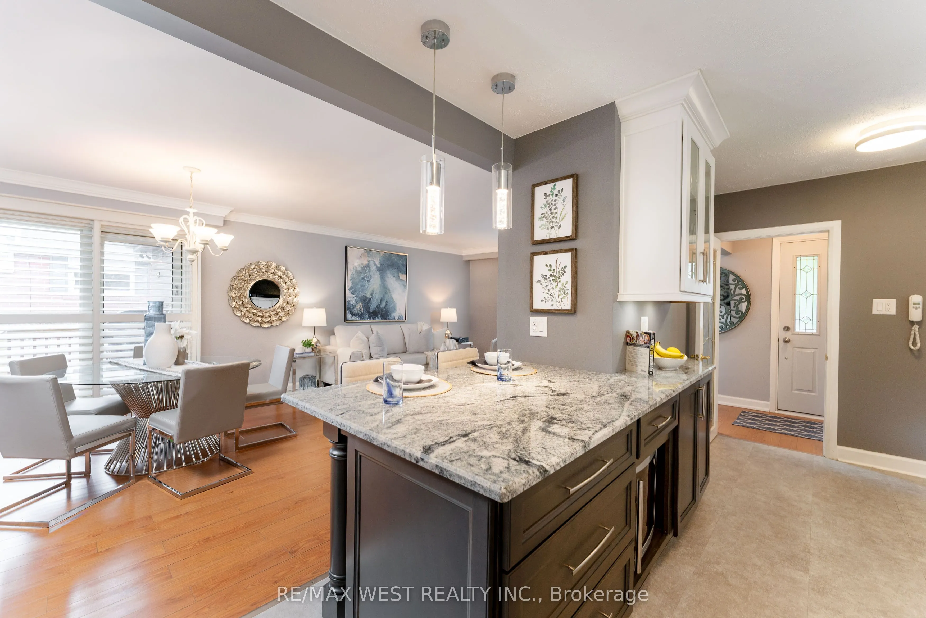 37 Bledlow Manor Drive