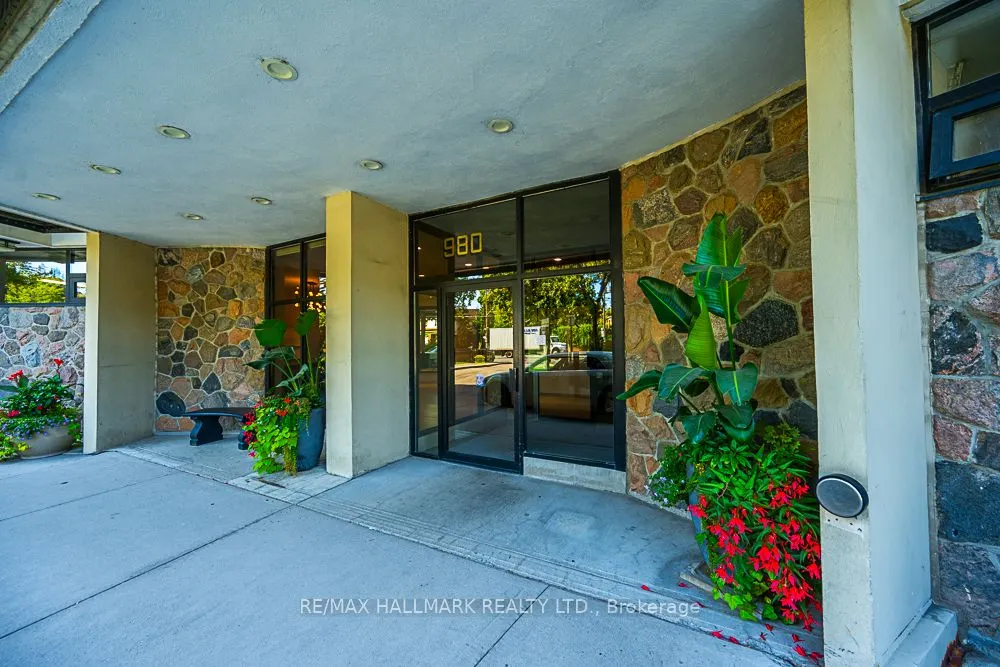 980 Broadview Avenue, #504