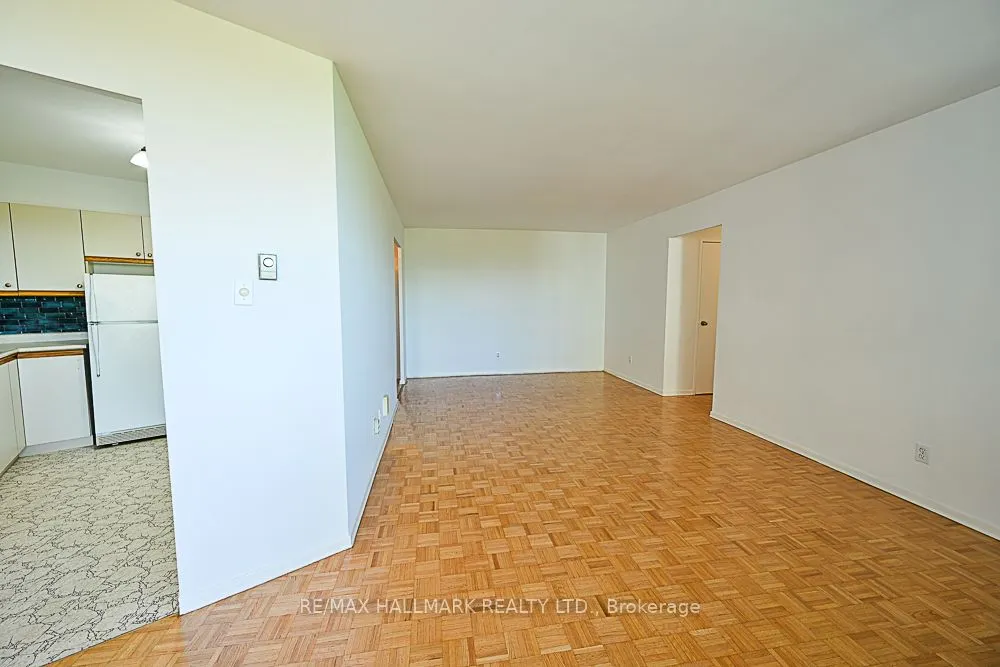 980 Broadview Avenue, #504