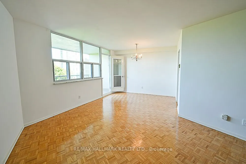 980 Broadview Avenue, #504