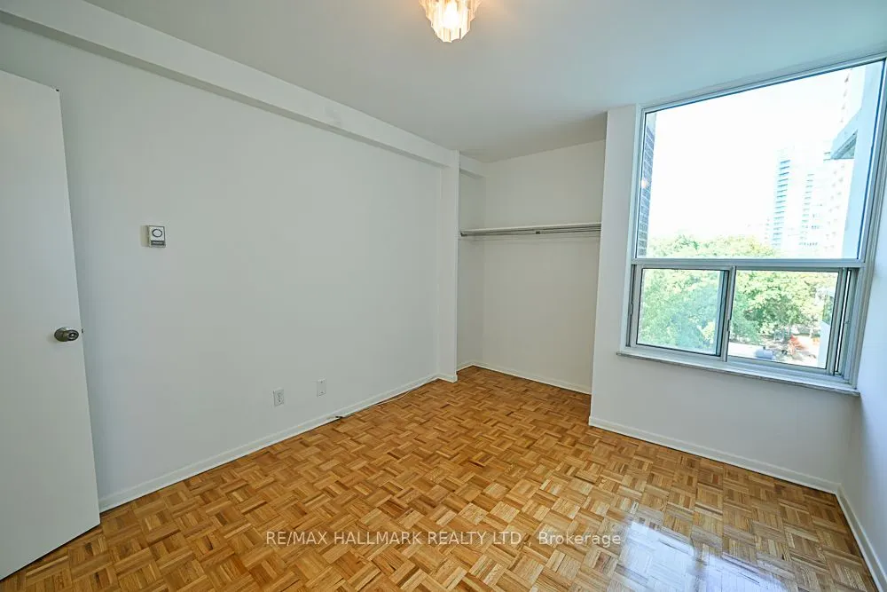980 Broadview Avenue, #504