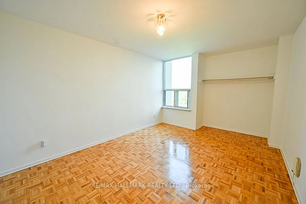 980 Broadview Avenue, #504