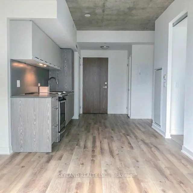 30 Baseball Place, #618