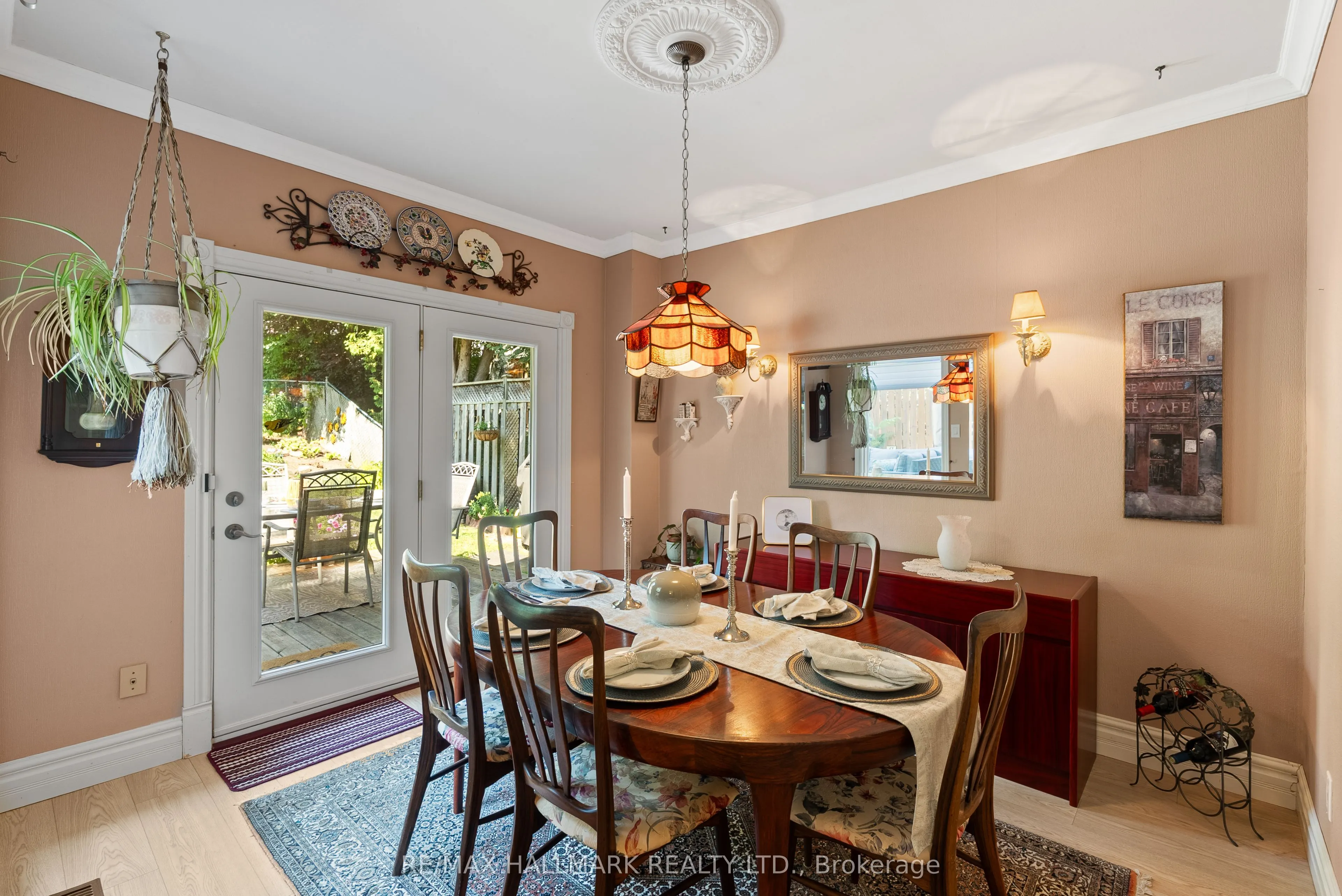 65 Tudor Glen Crescent
