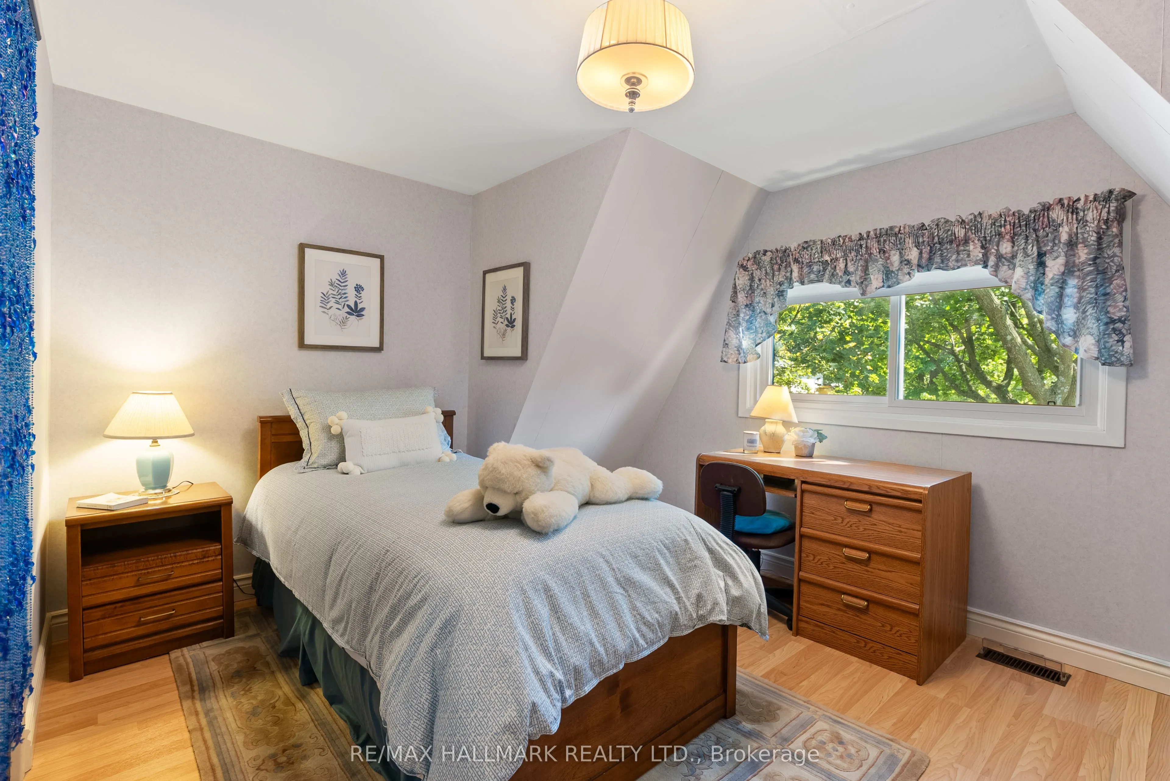 65 Tudor Glen Crescent