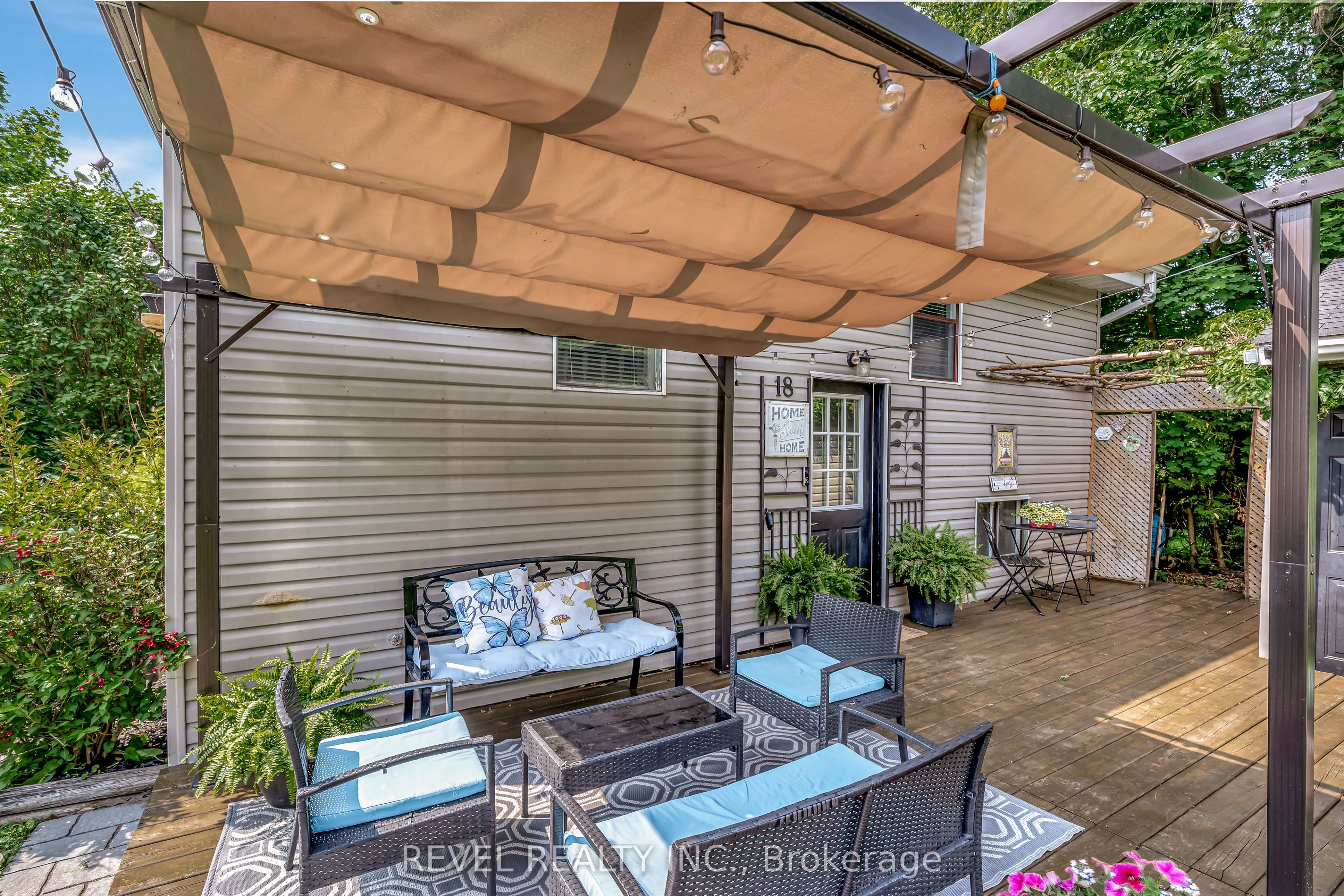 18 Armstrong Avenue