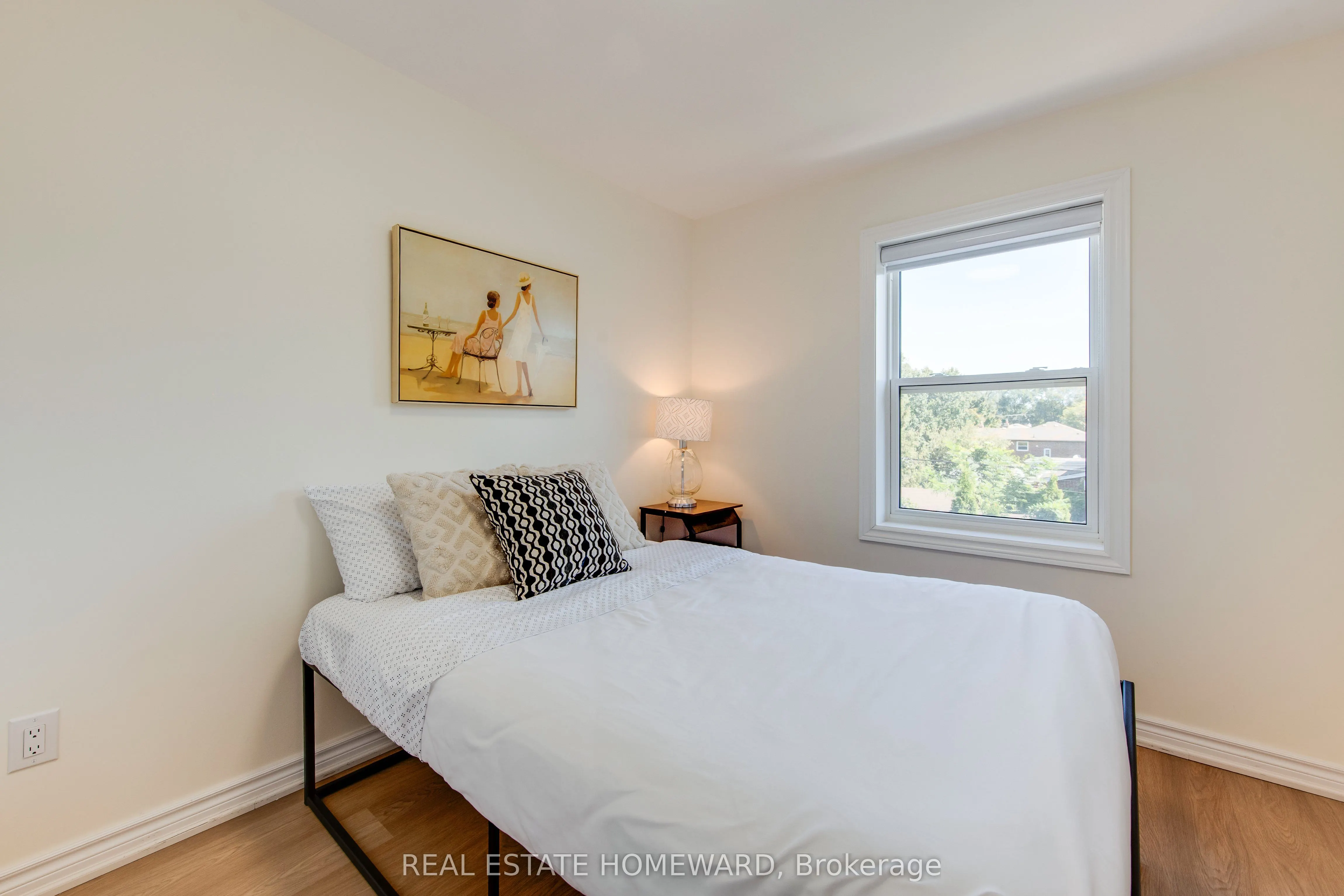 353 Victoria Park Avenue