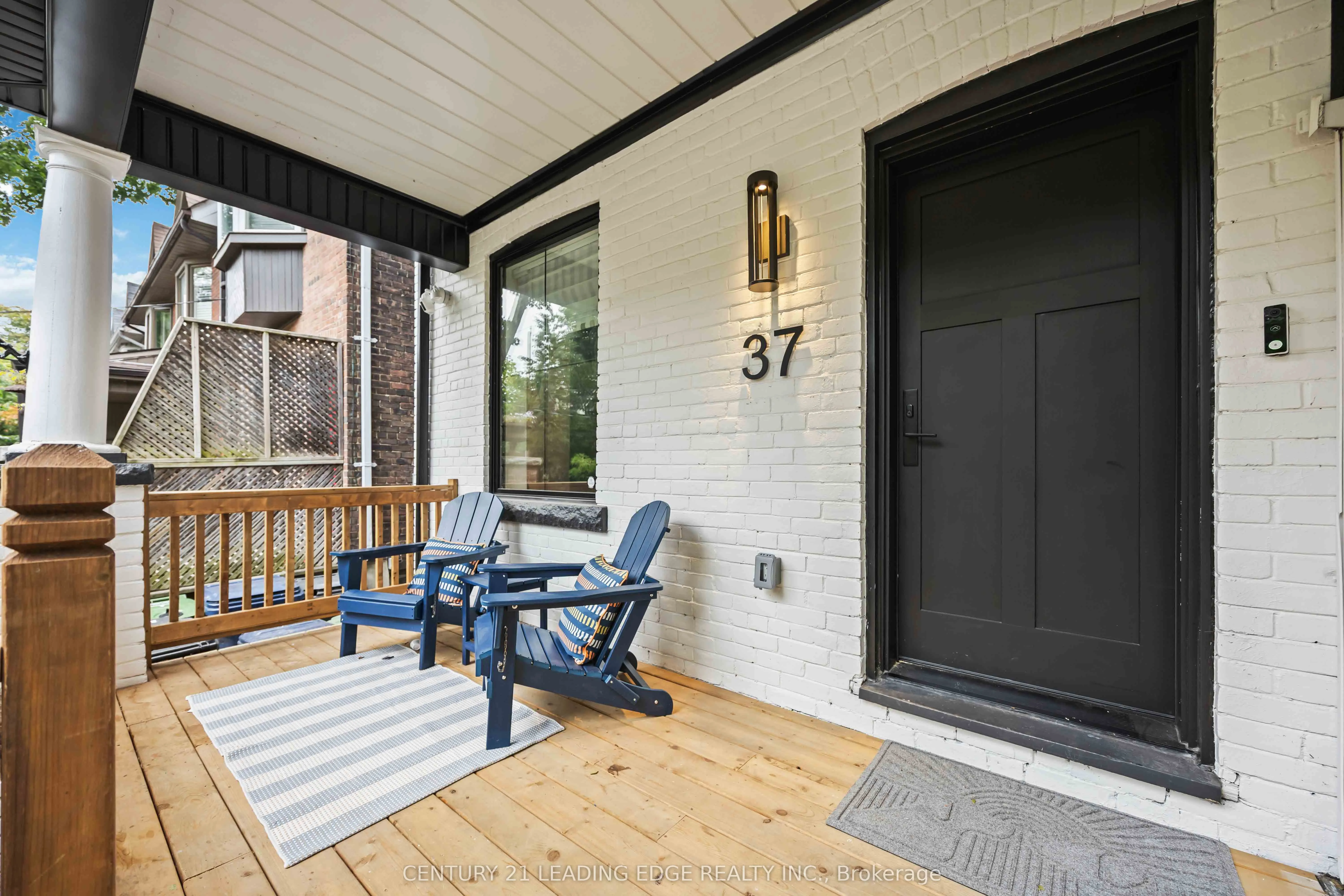 37 BERTMOUNT Avenue