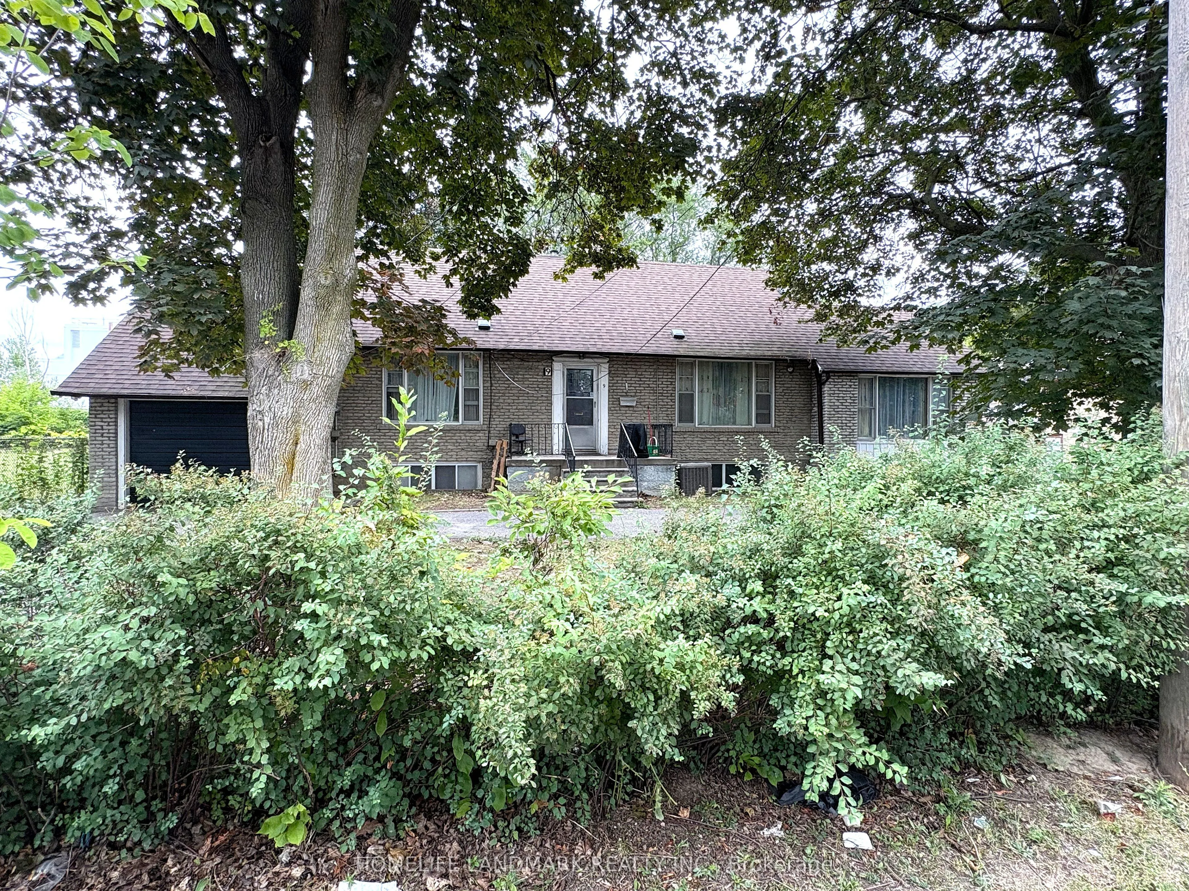9 Lamont Avenue, #Basement