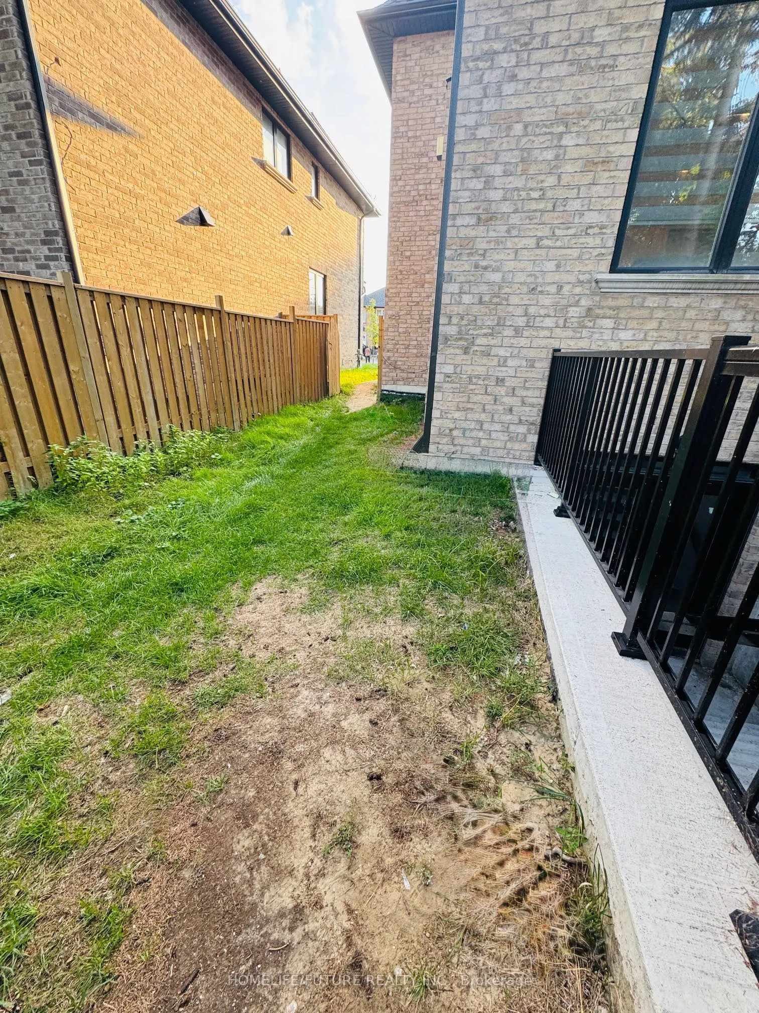 39 Sugarbush Square, #Bsmt