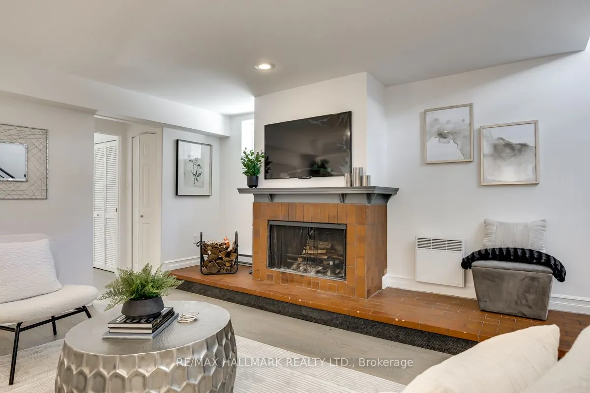 49 Harcourt Avenue
