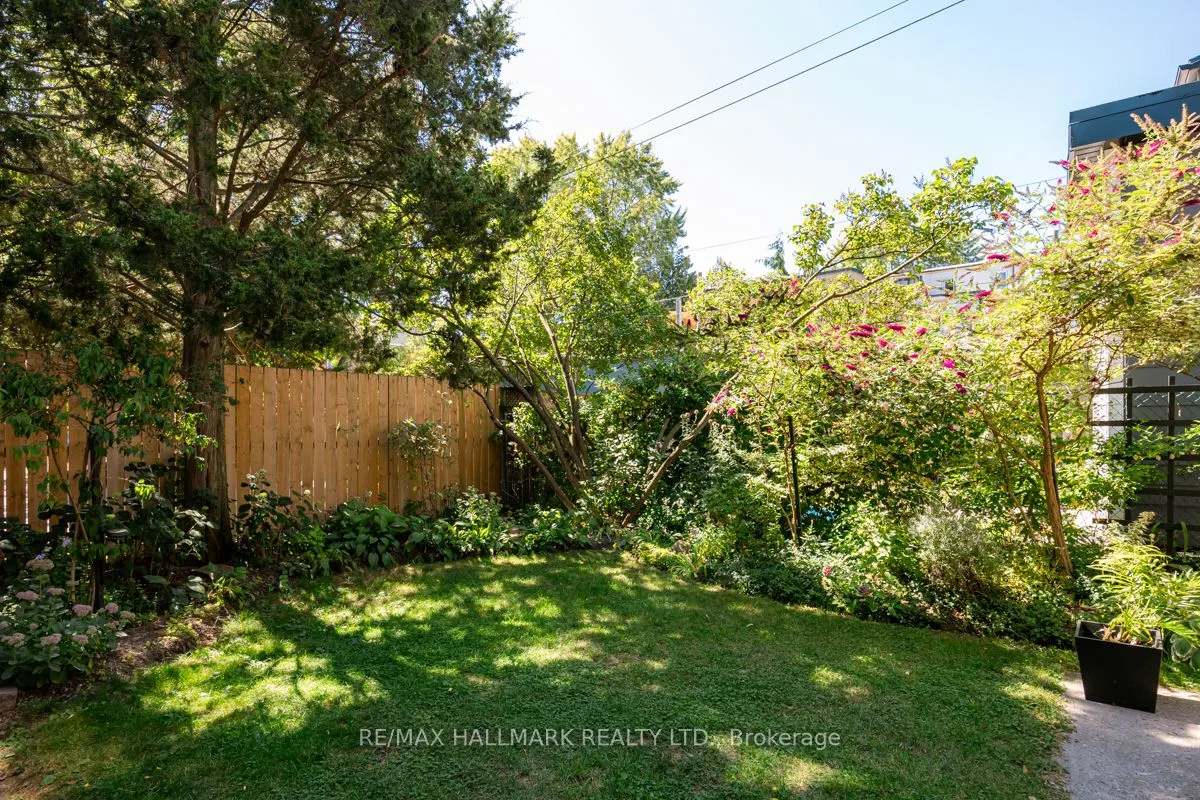 49 Harcourt Avenue