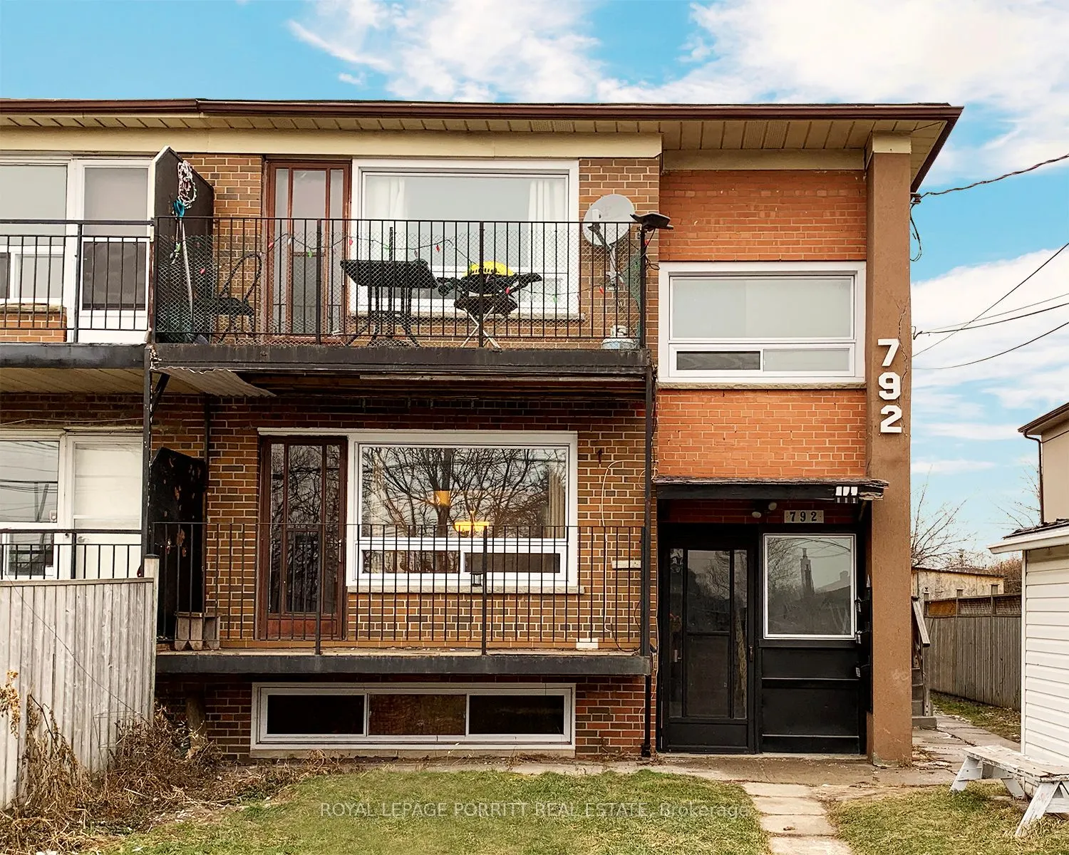 792 Ellesmere Road, #A- Main Floor