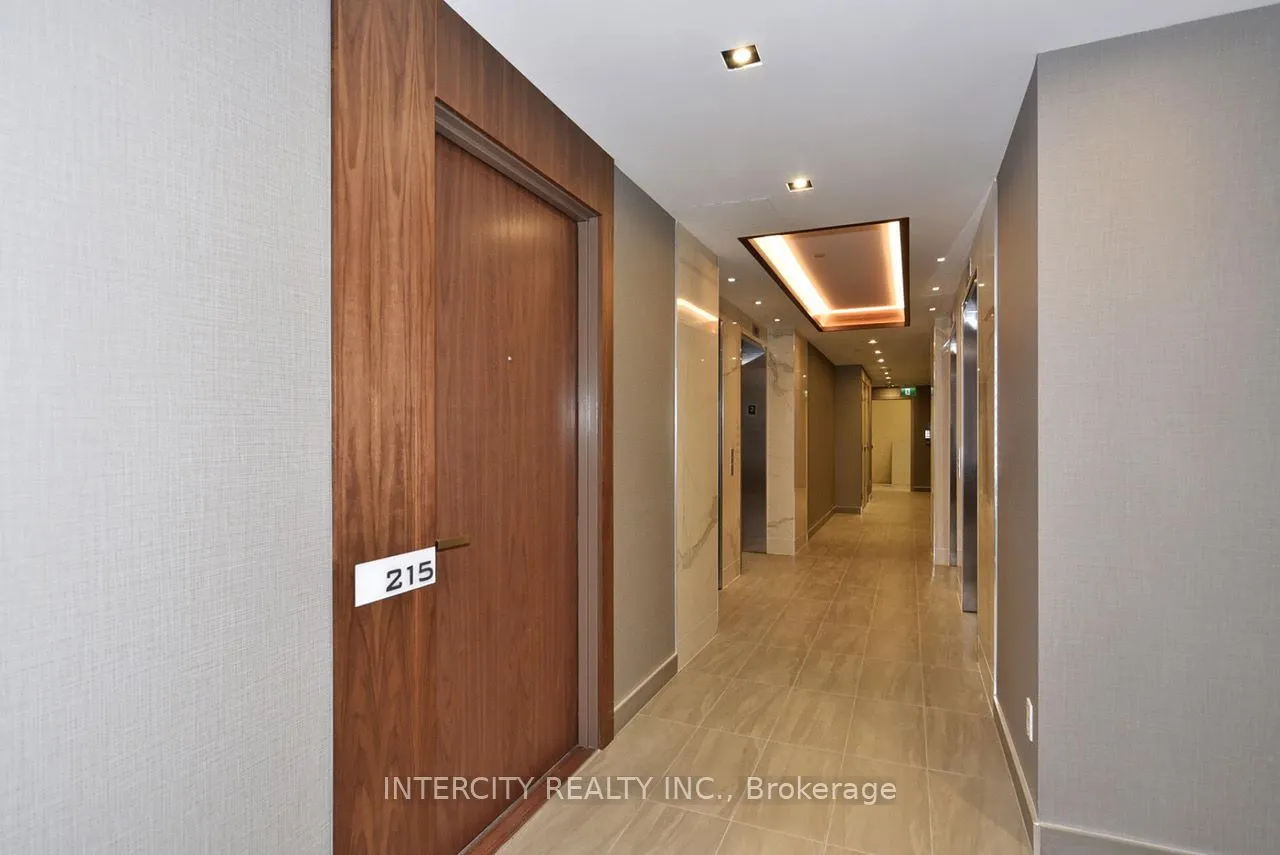 275 Village Green Square, #215