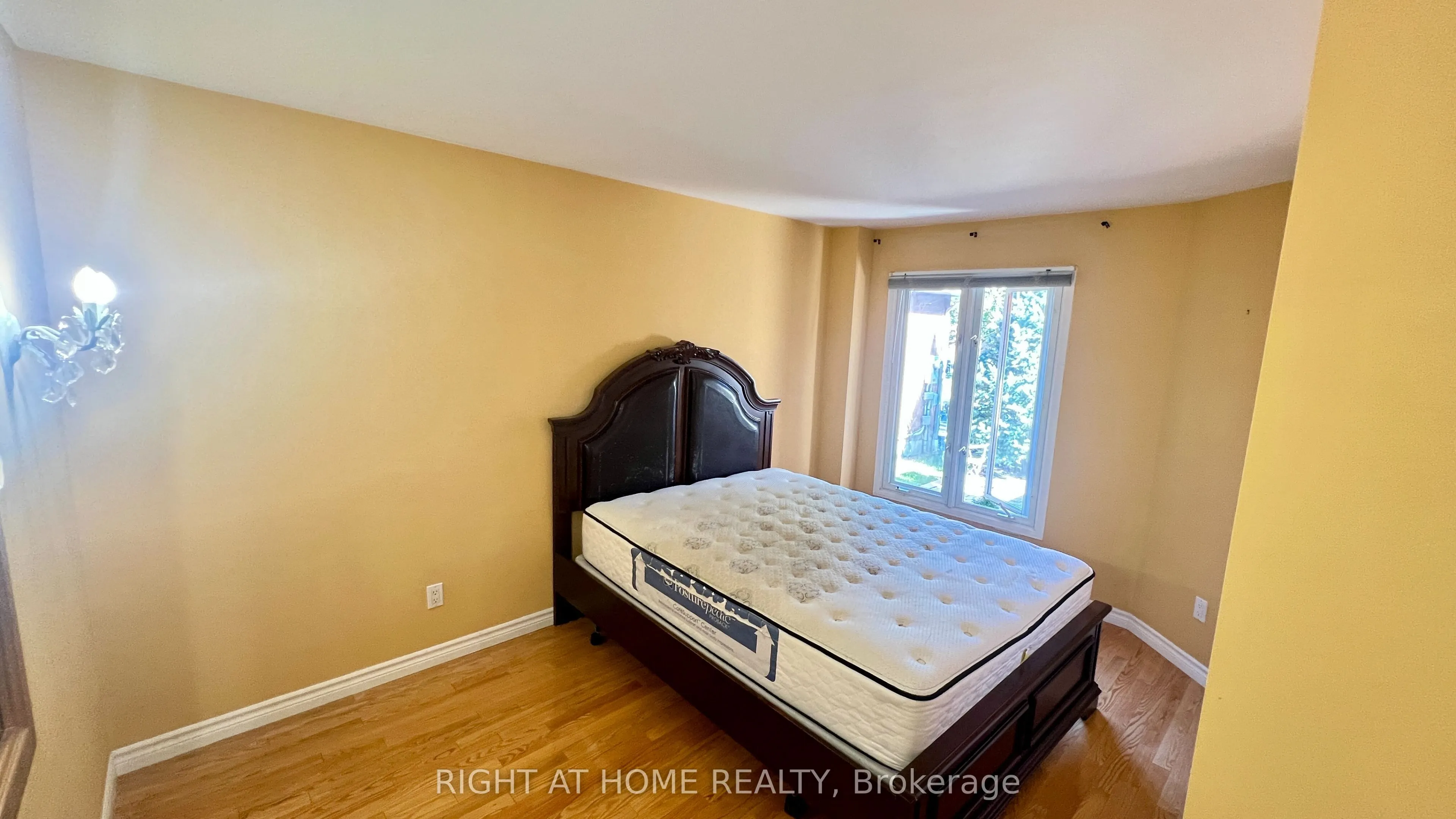 126 Sandown Avenue, #(Main)