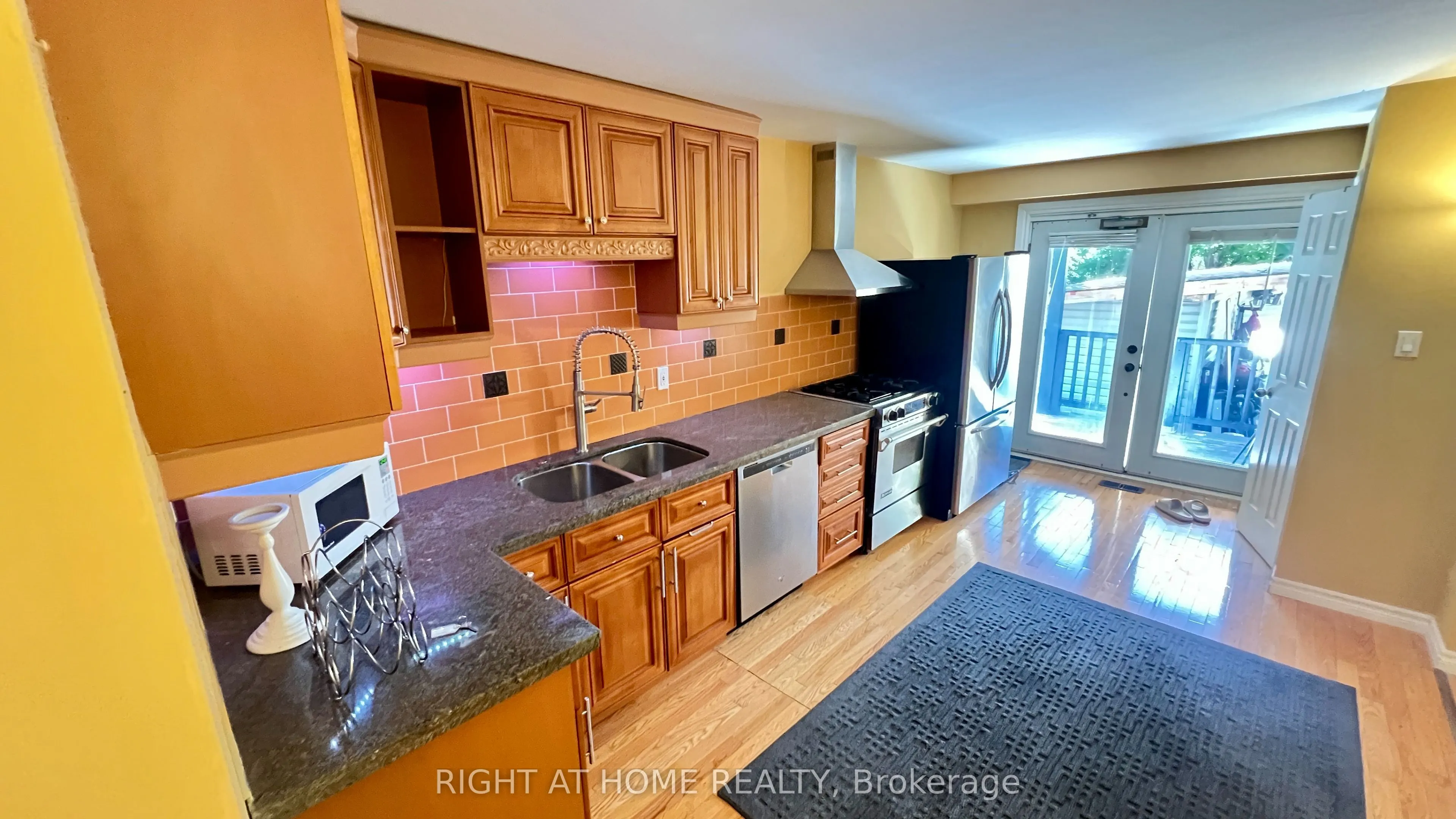126 Sandown Avenue, #(Main)