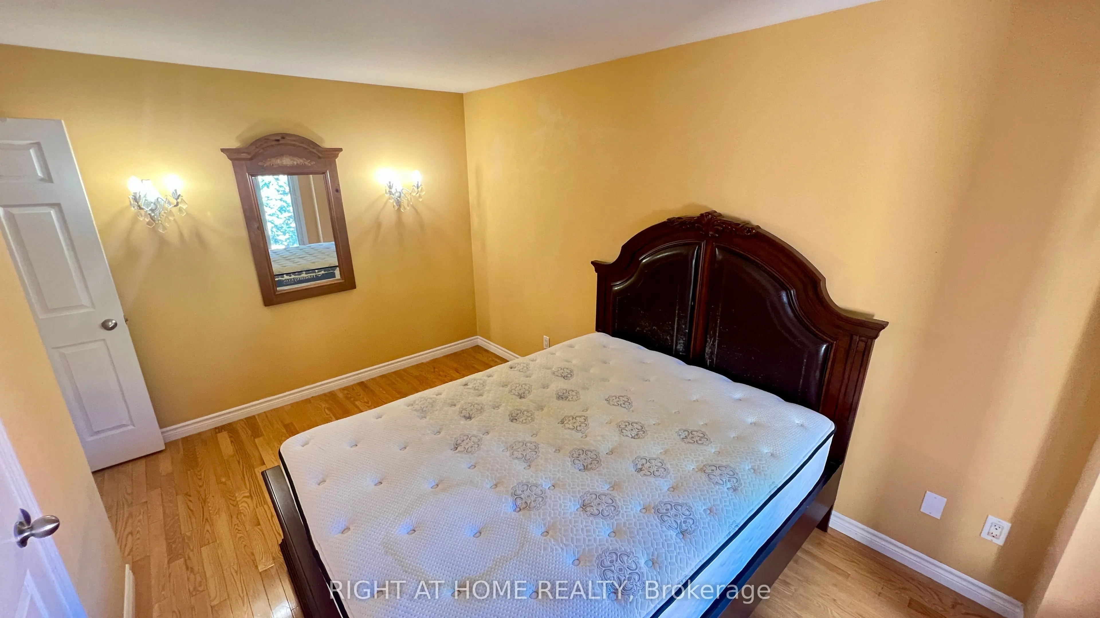 126 Sandown Avenue, #(Main)