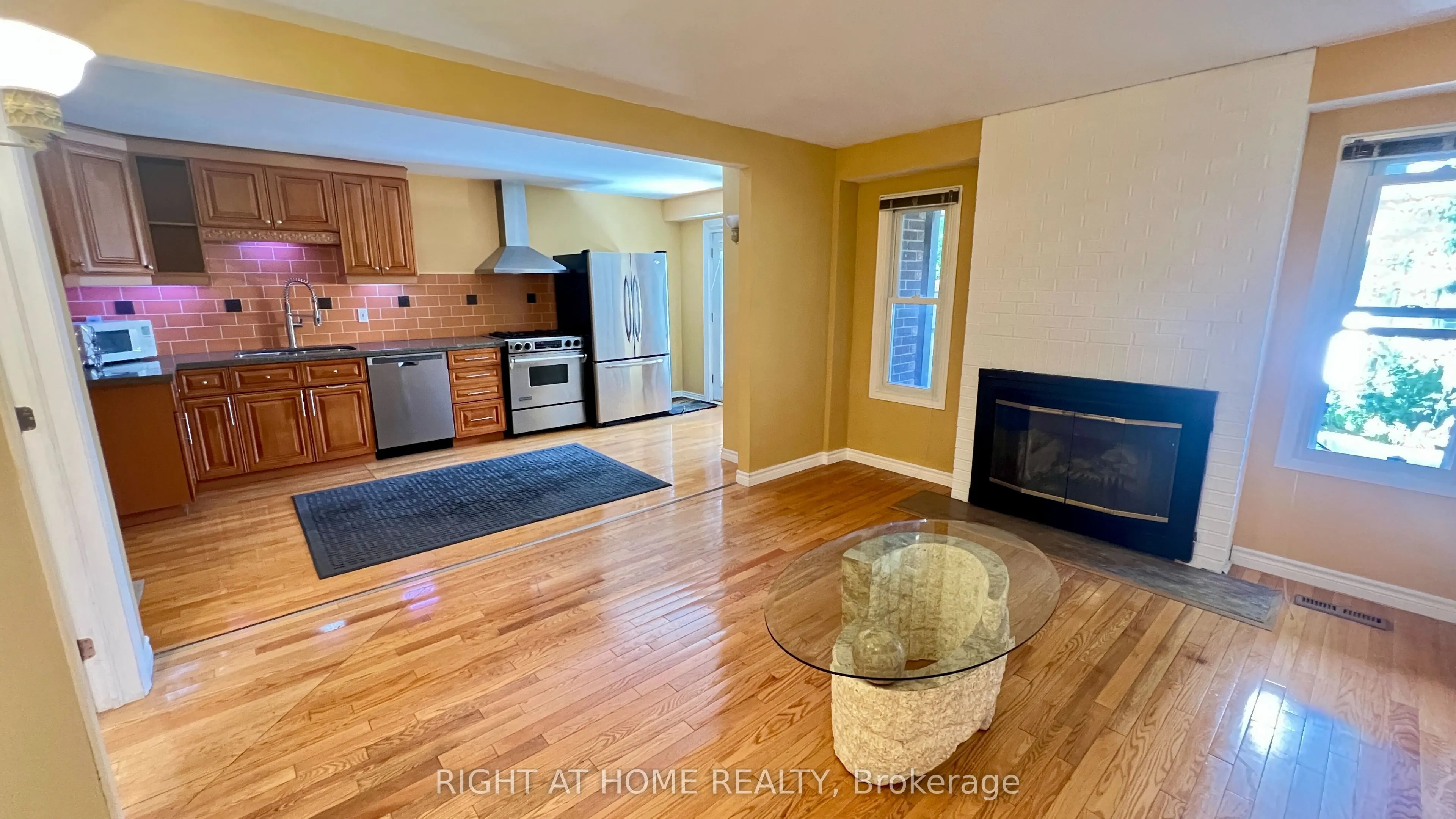 126 Sandown Avenue, #(Main)