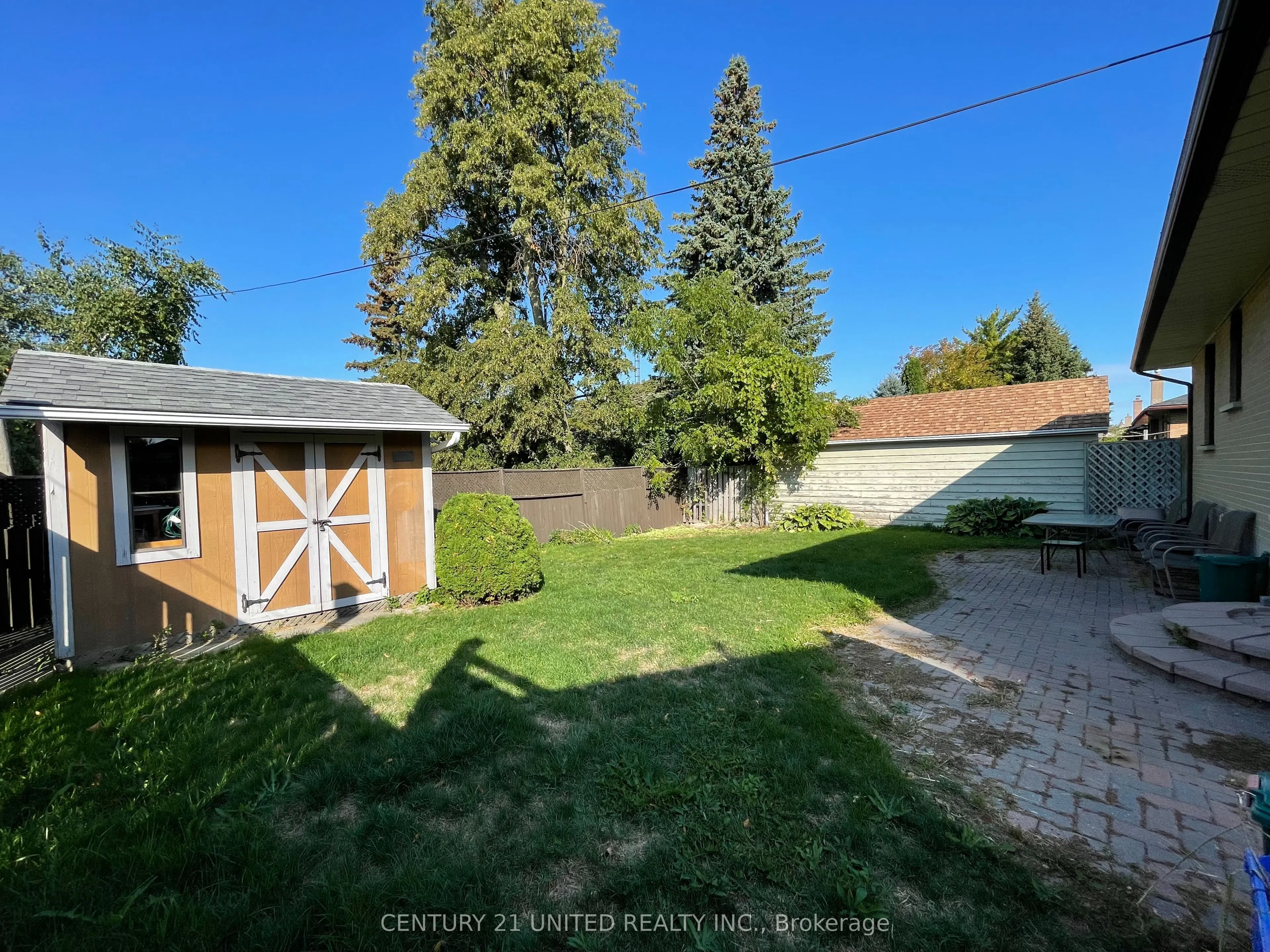334 Stevenson Road N, #Upper