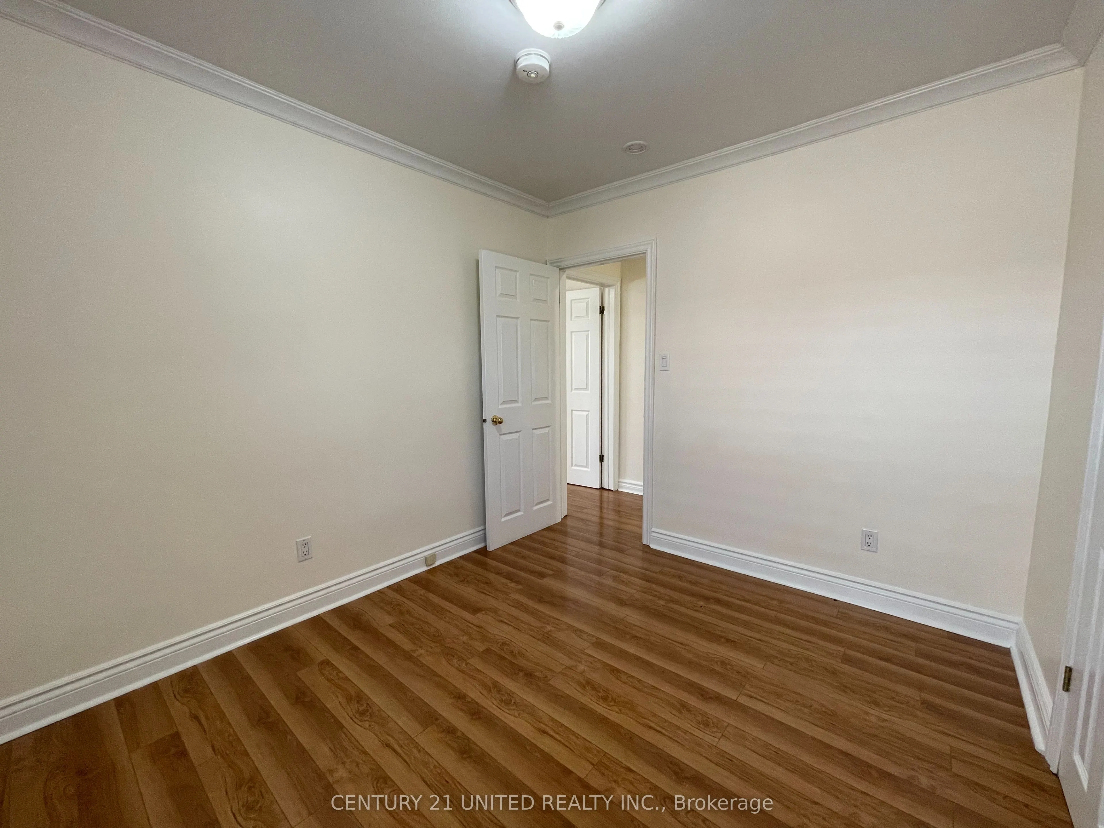 334 Stevenson Road N, #Upper