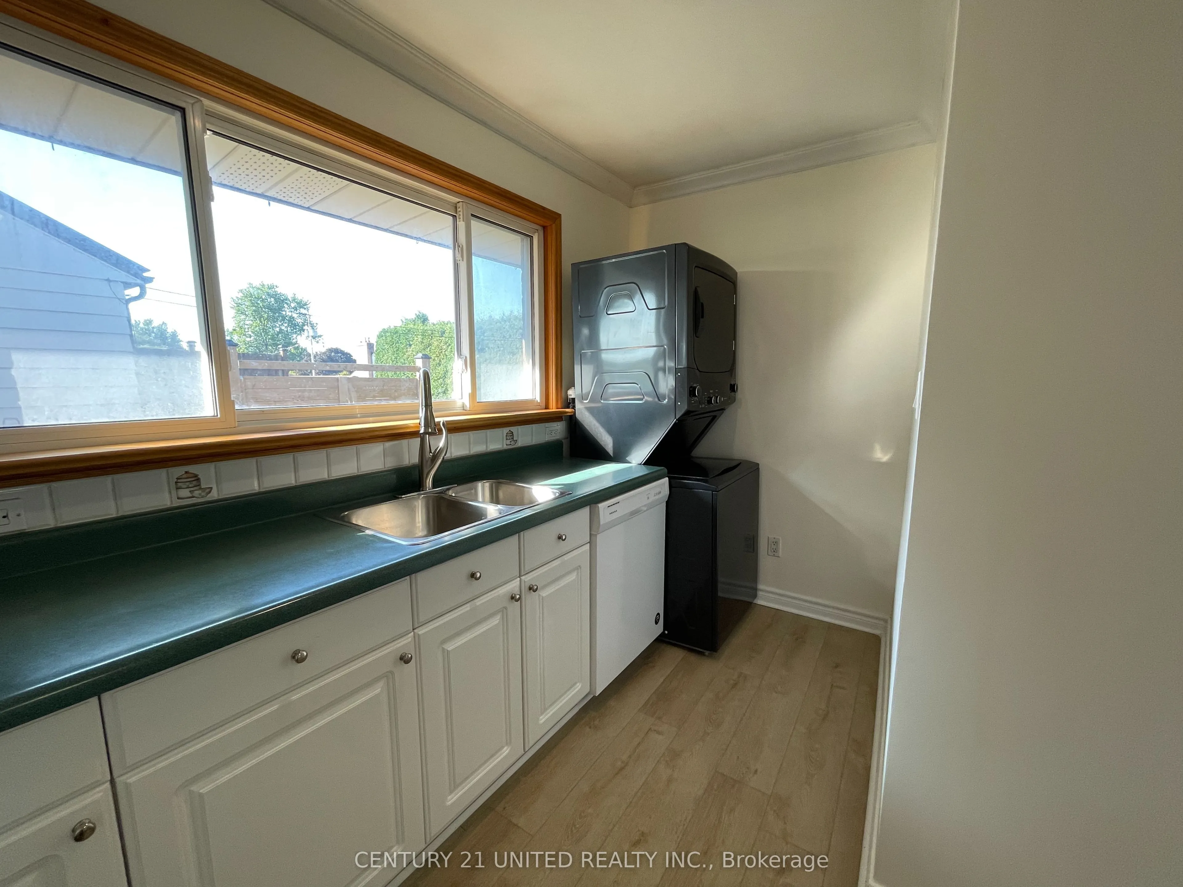 334 Stevenson Road N, #Upper