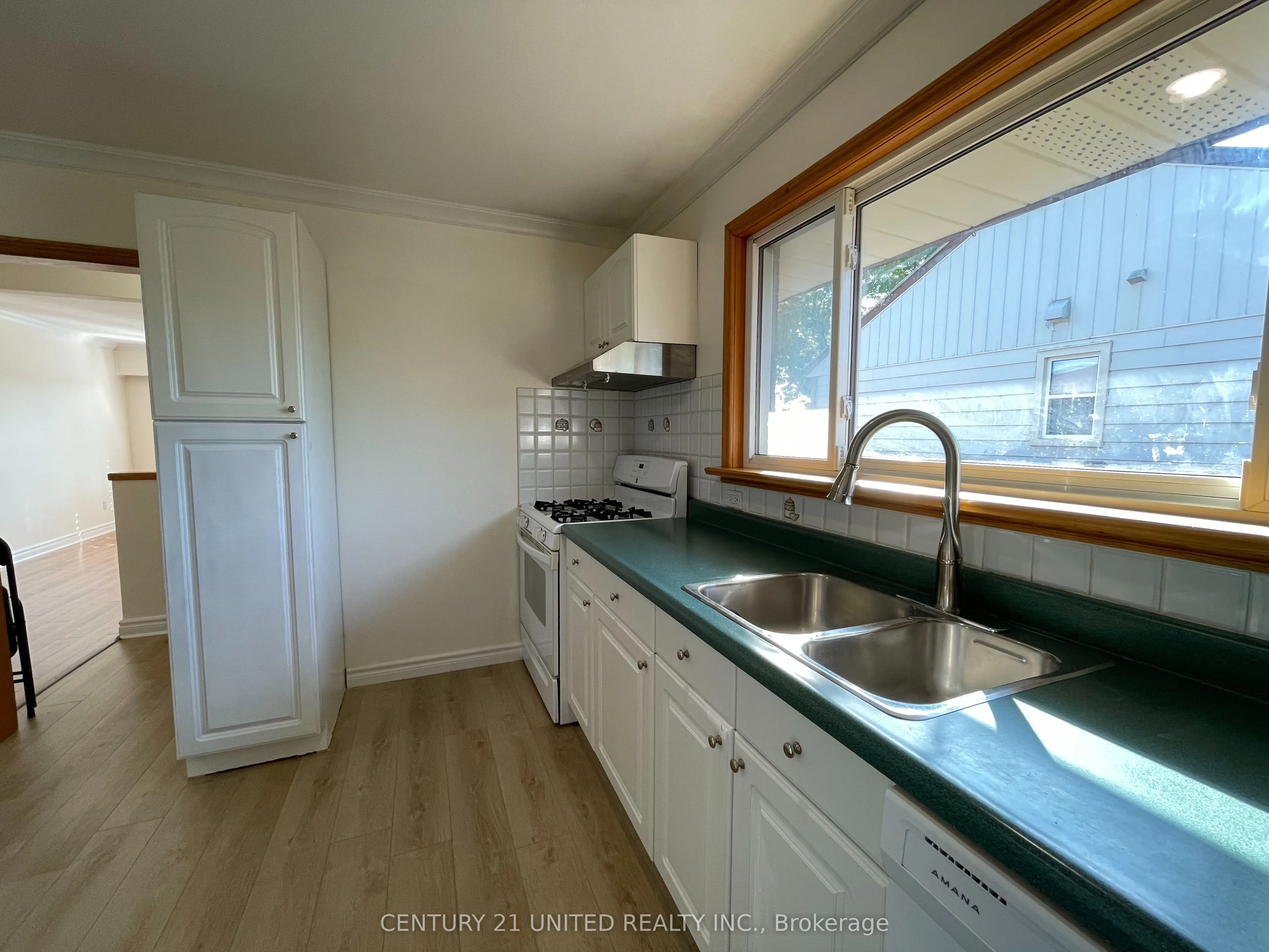 334 Stevenson Road N, #Upper