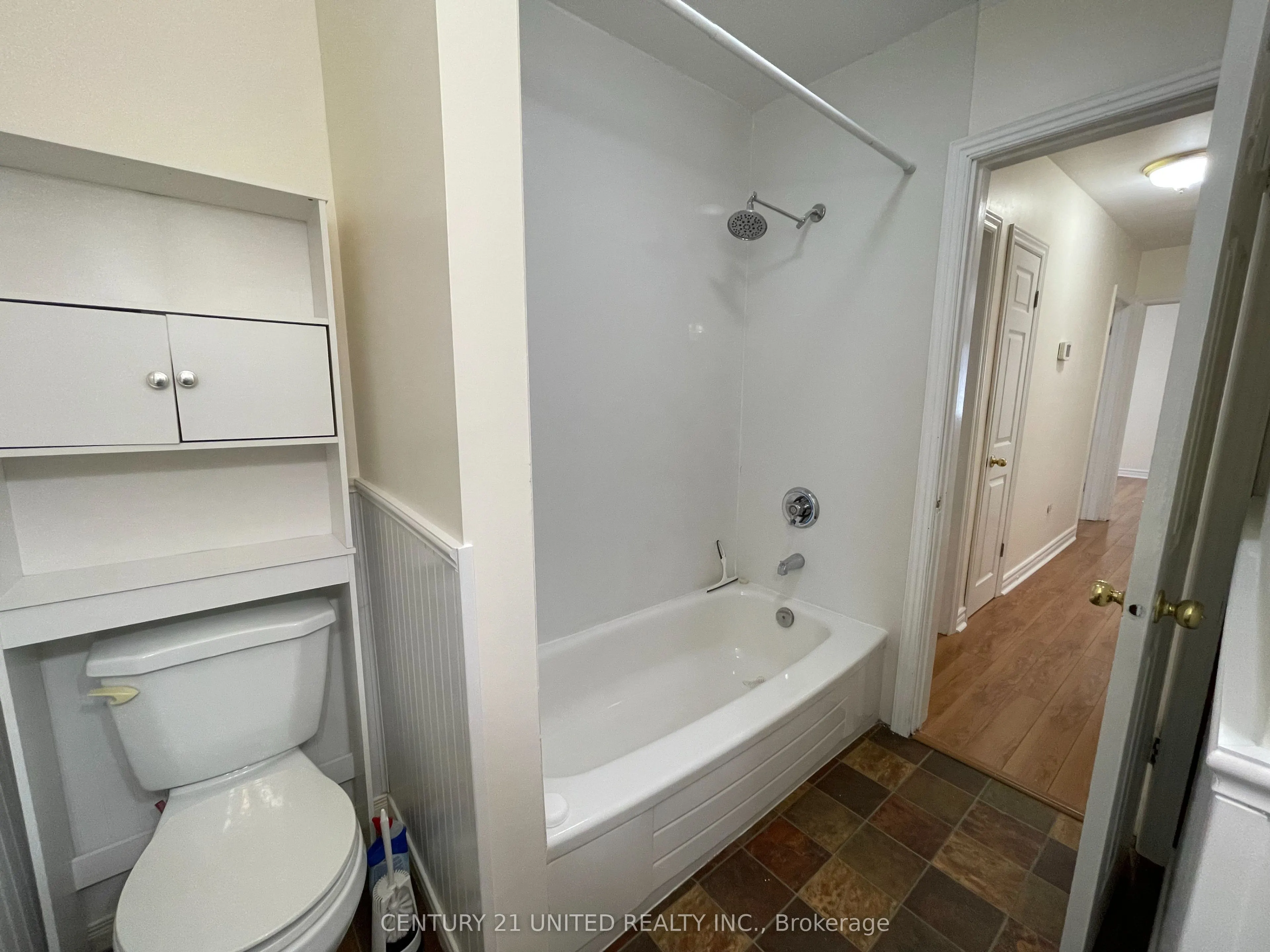 334 Stevenson Road N, #Upper