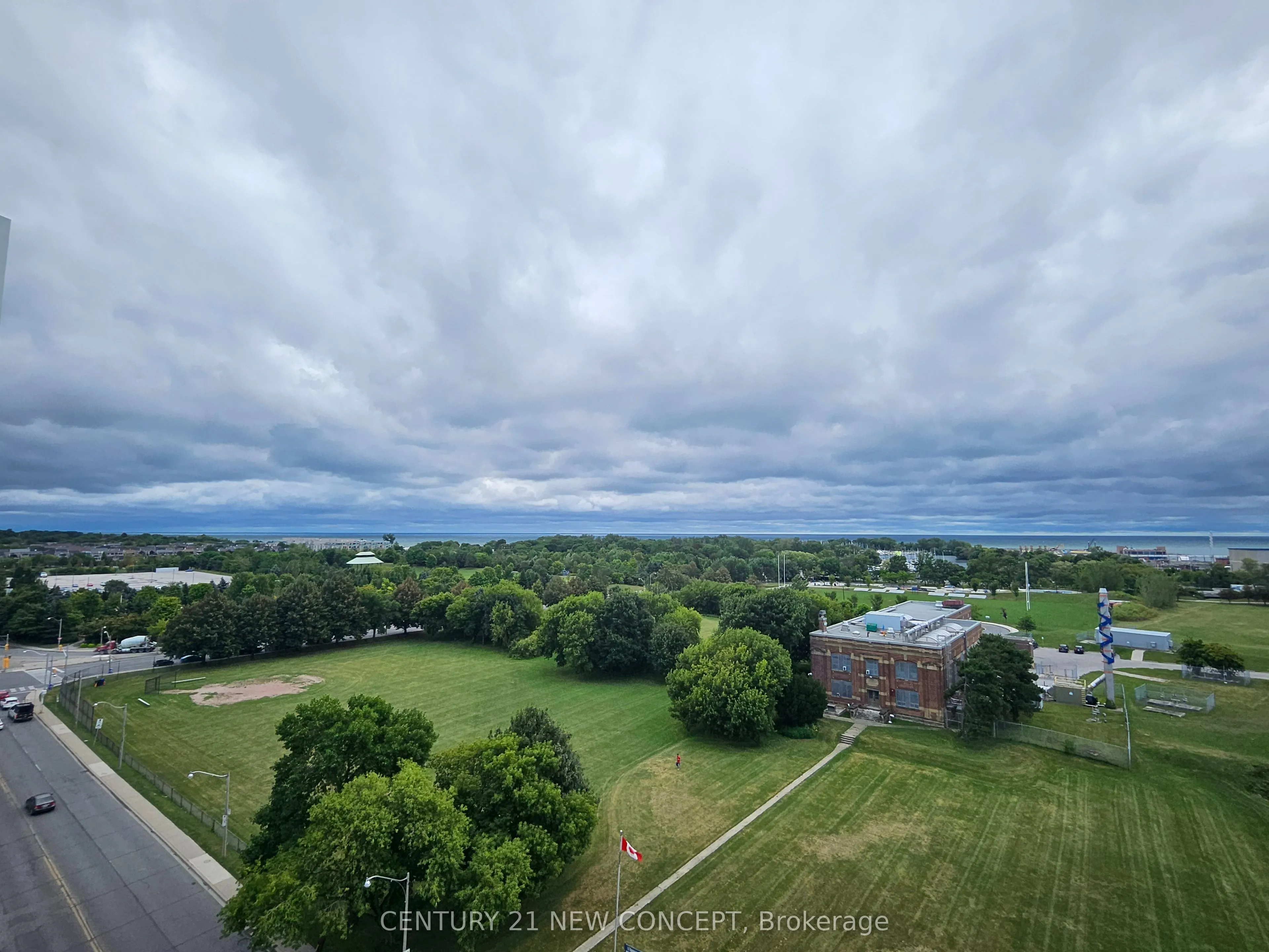 1050 Eastern Avenue, #906