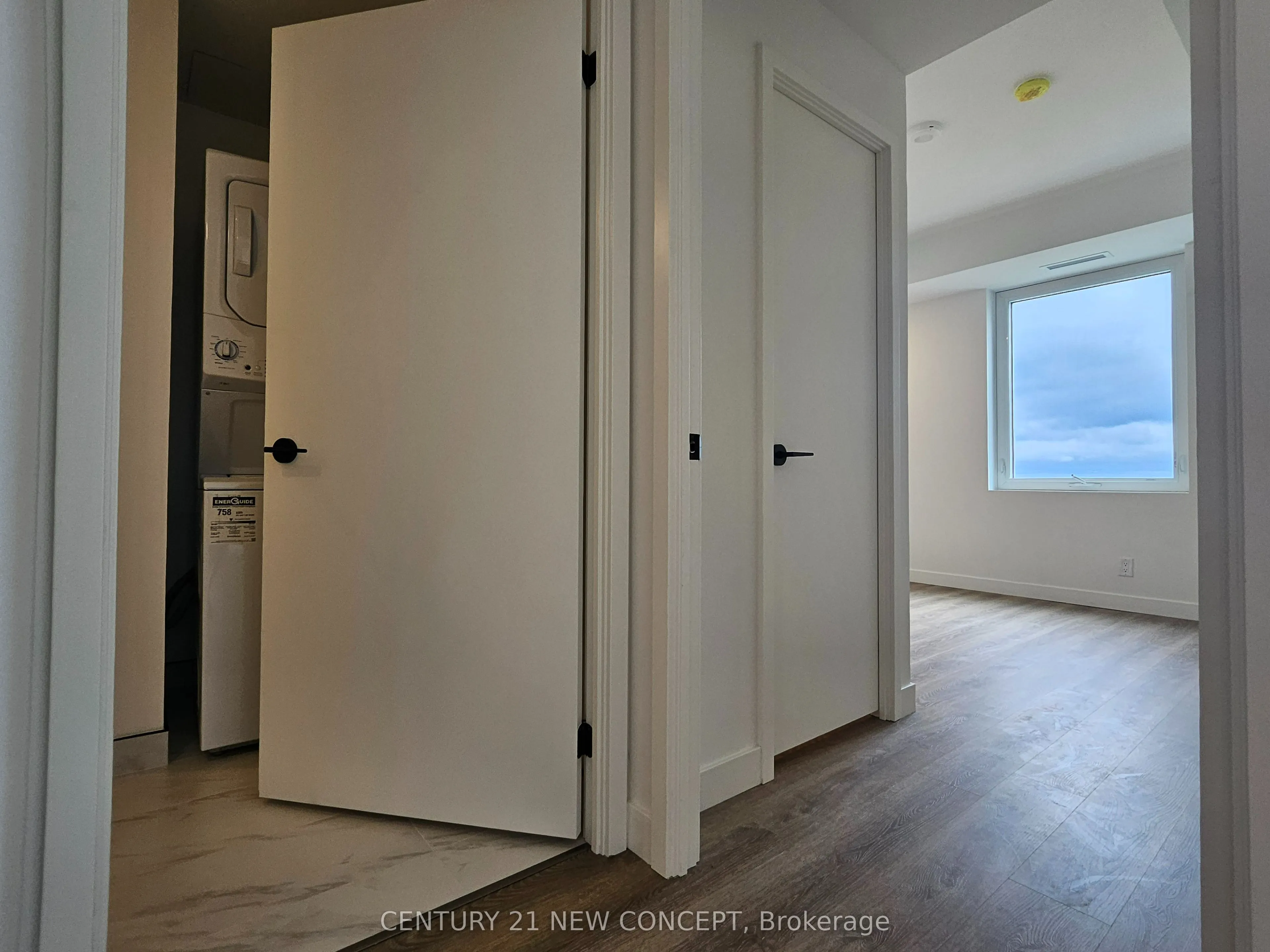 1050 Eastern Avenue, #906