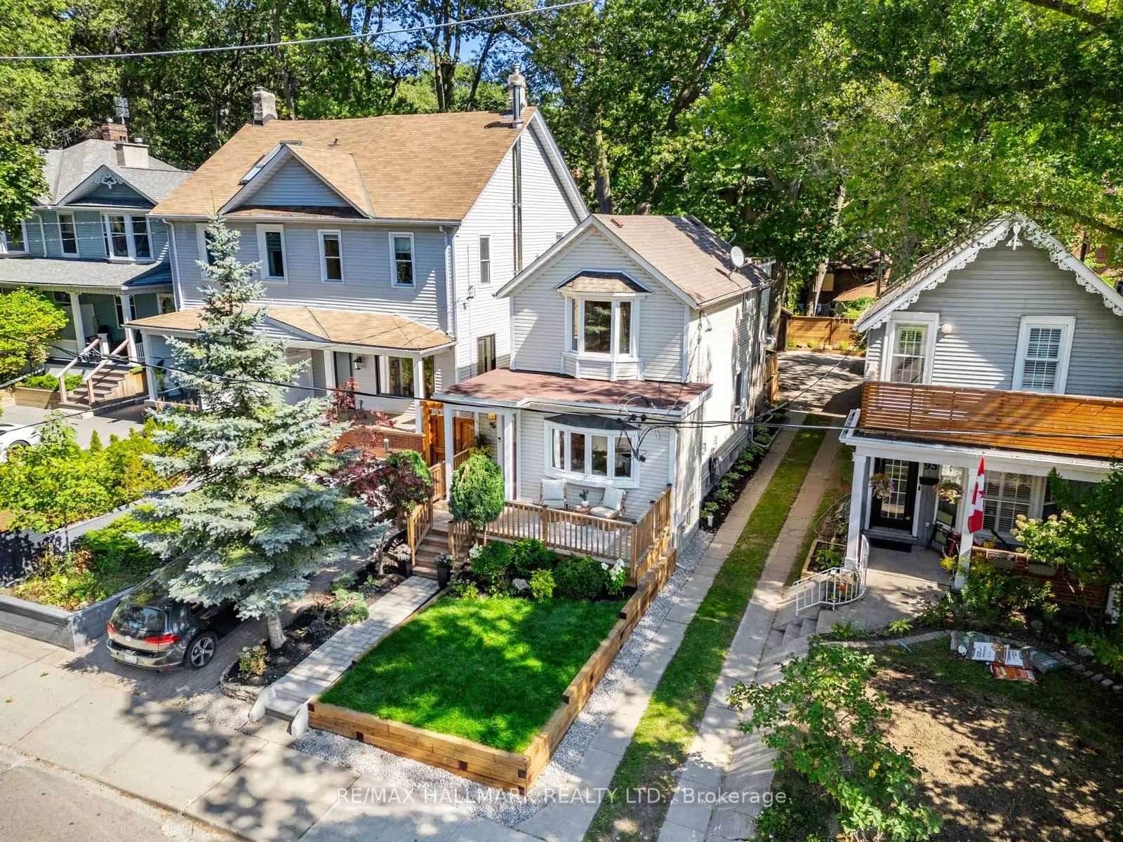 95 Silver Birch Avenue