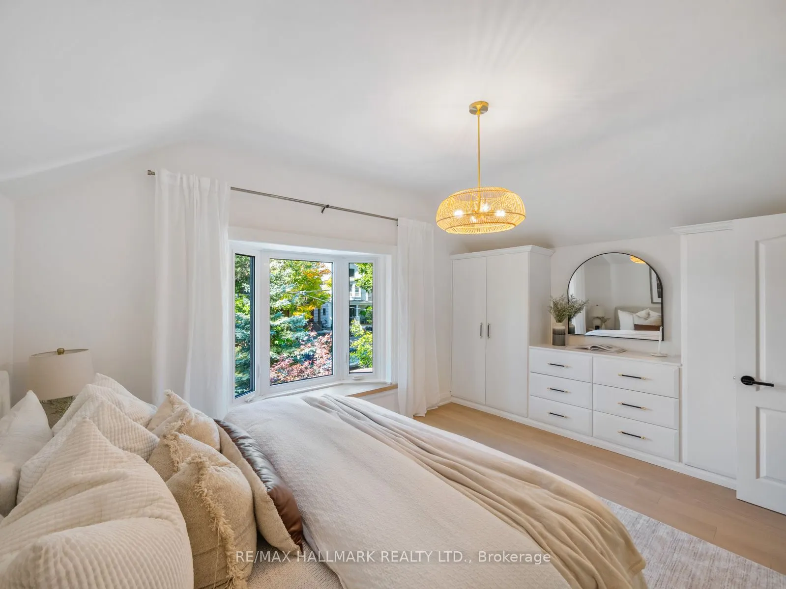 95 Silver Birch Avenue